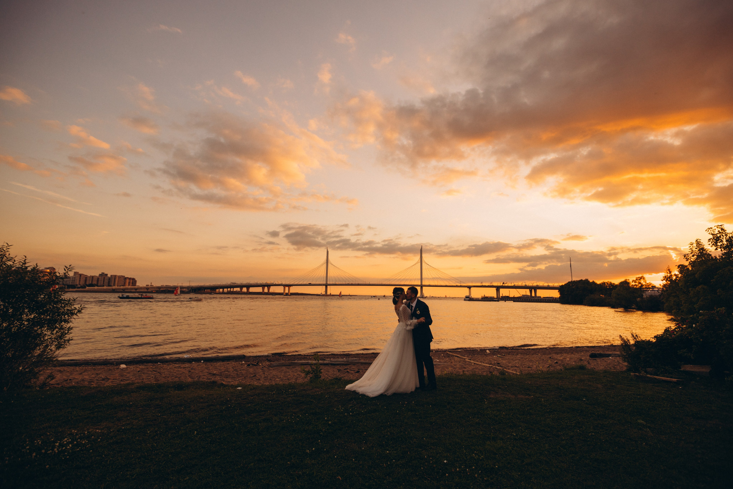 Фотографии 2023 года. Свадебный и семейный фотограф в Санкт-Петербурге Яцына Юрий. Видеоопер