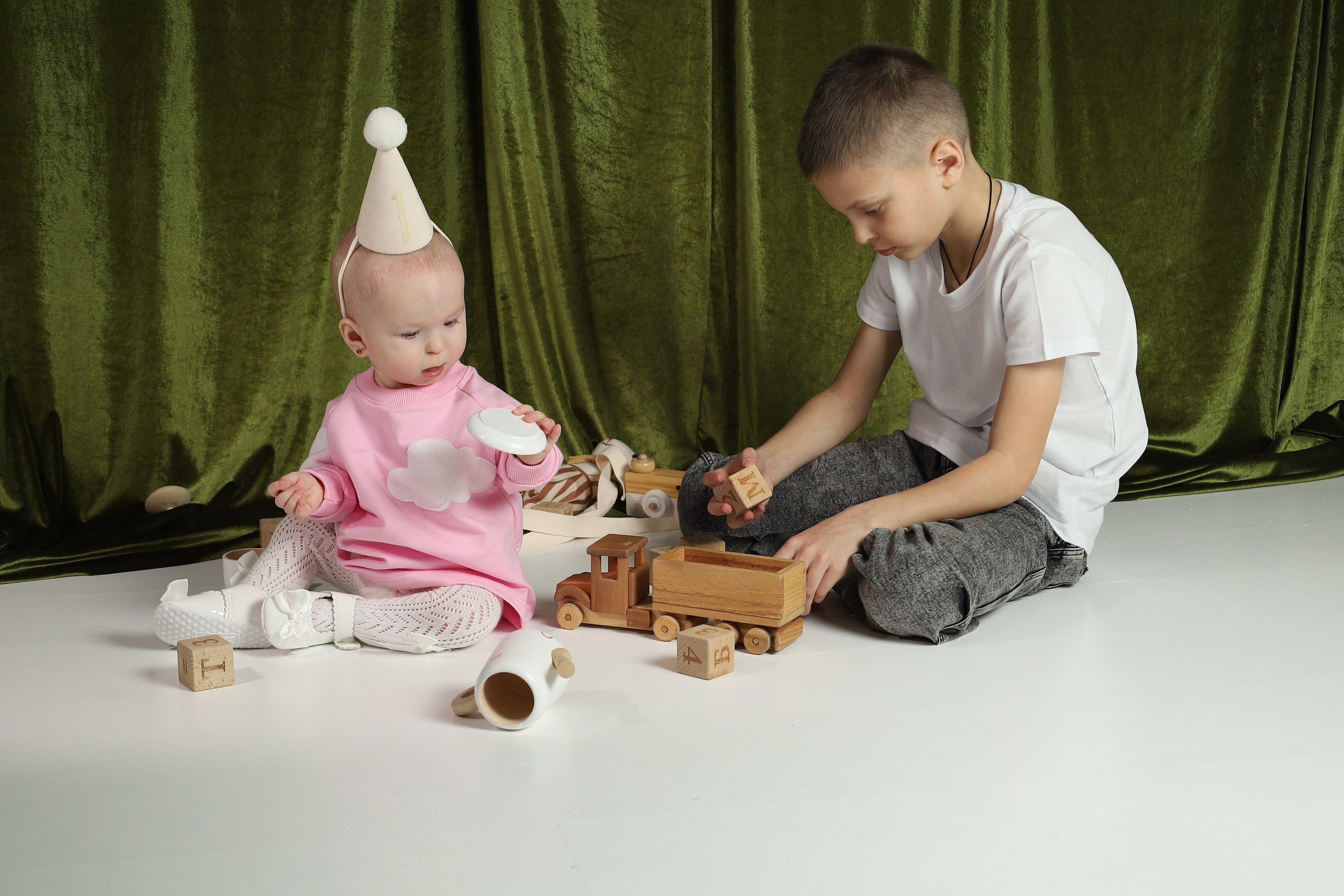 Студия. Семья фотографов Юлия & Сергей