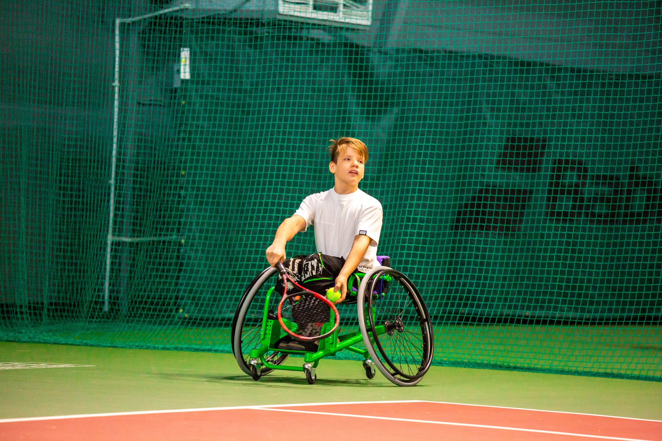 Турнир по теннису на колясках. Репортажный, семейный, свадебный, портретный фотограф