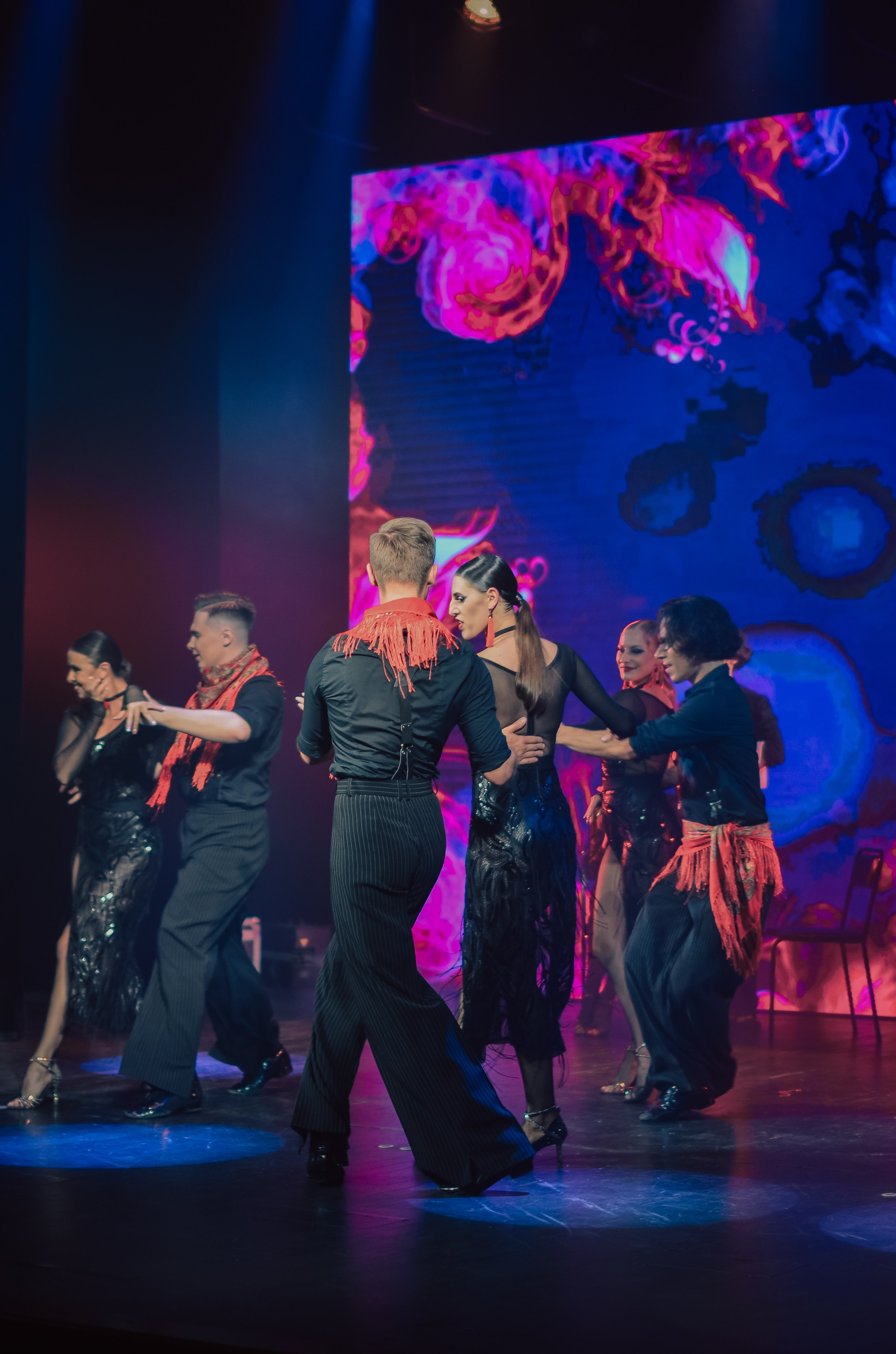 Фоторепортаж танцевального мероприятия. Денисова Аля — фотограф для парных съемок и индивидуальных историй в Барнауле