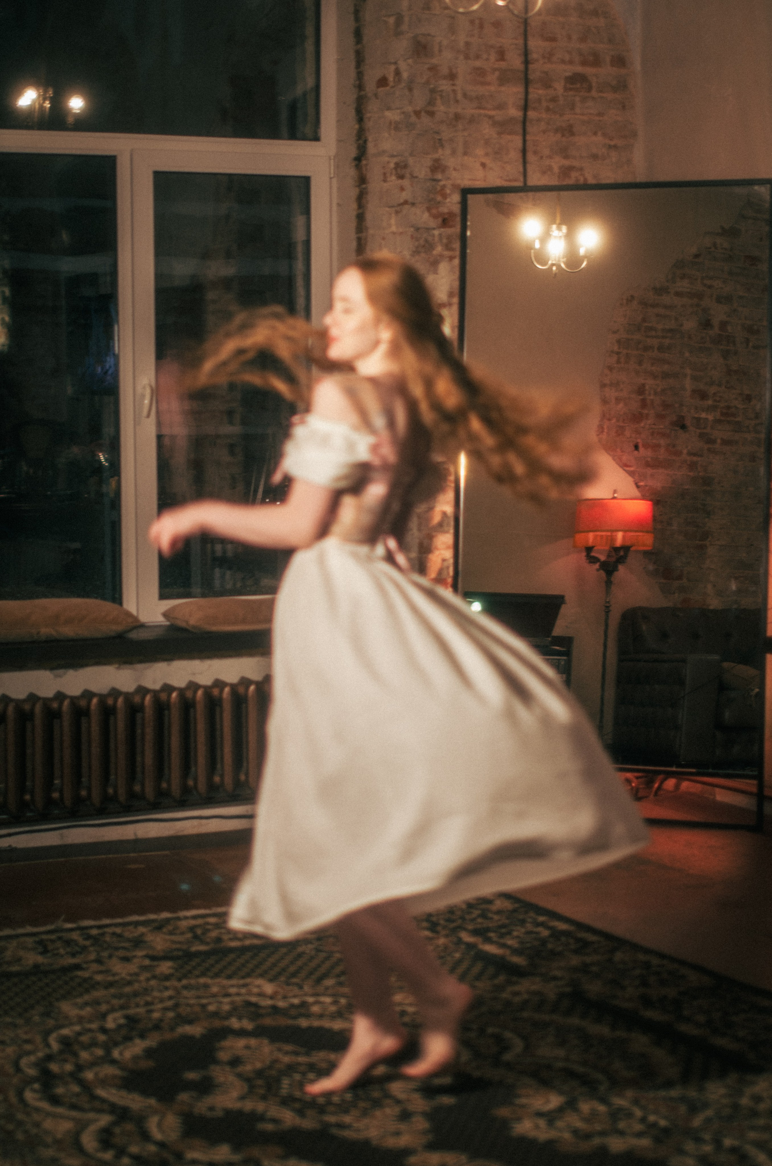 Героиня романа. Денисова Аля — фотограф для парных съемок и индивидуальных историй в Барнауле