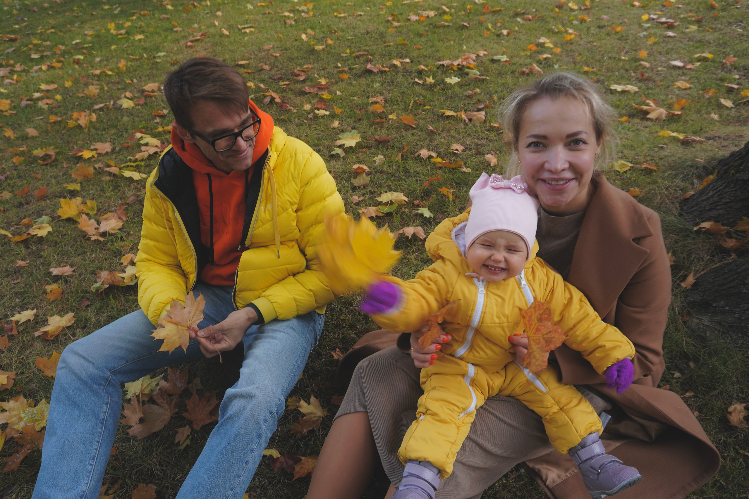 Осень в Останкино c Роксаной, Соней и Григорием. Репортажный и портретный фотограф Татьяна Одинцова
