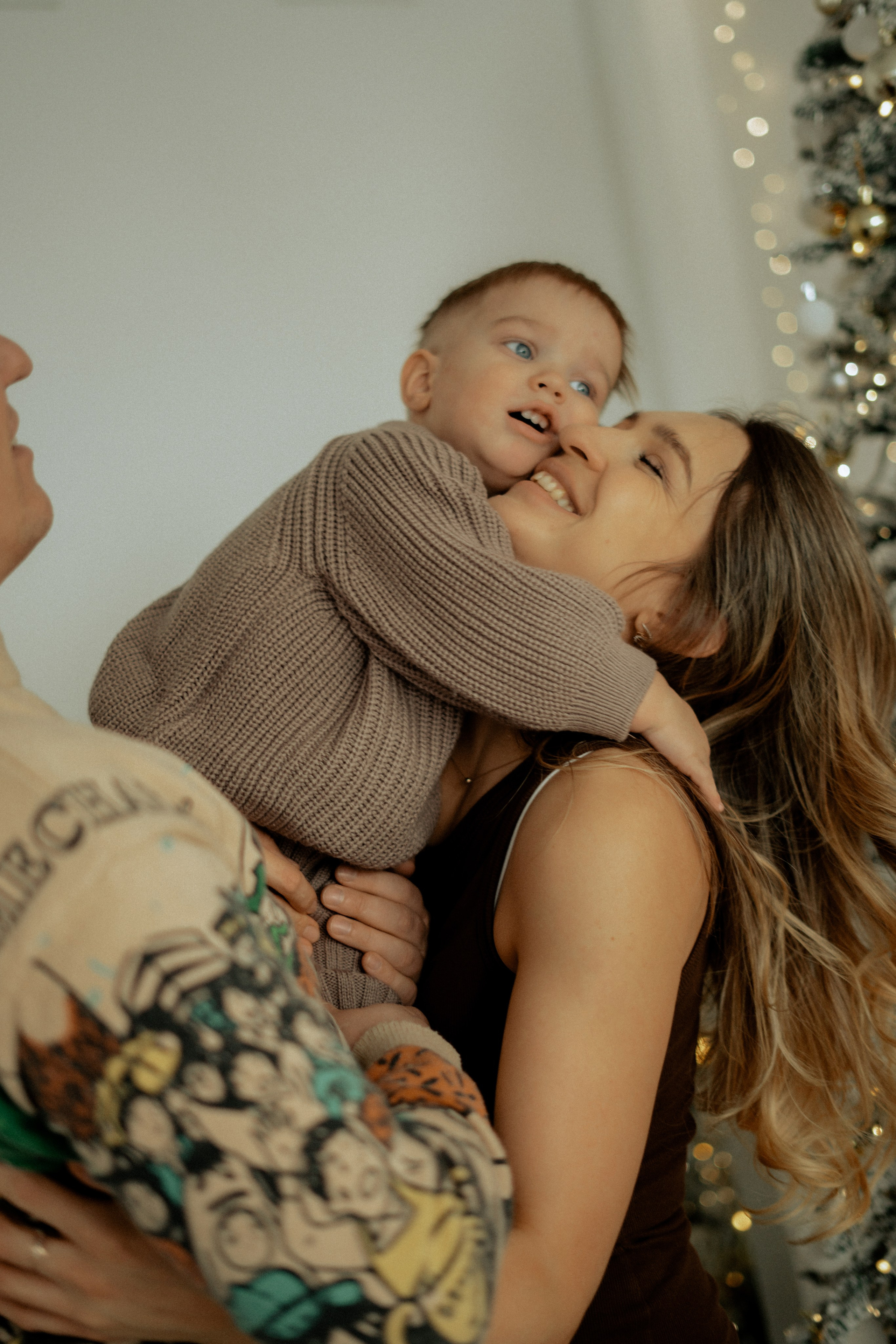 Студийная Новогодняя семейная съемка. Фотограф сахалин