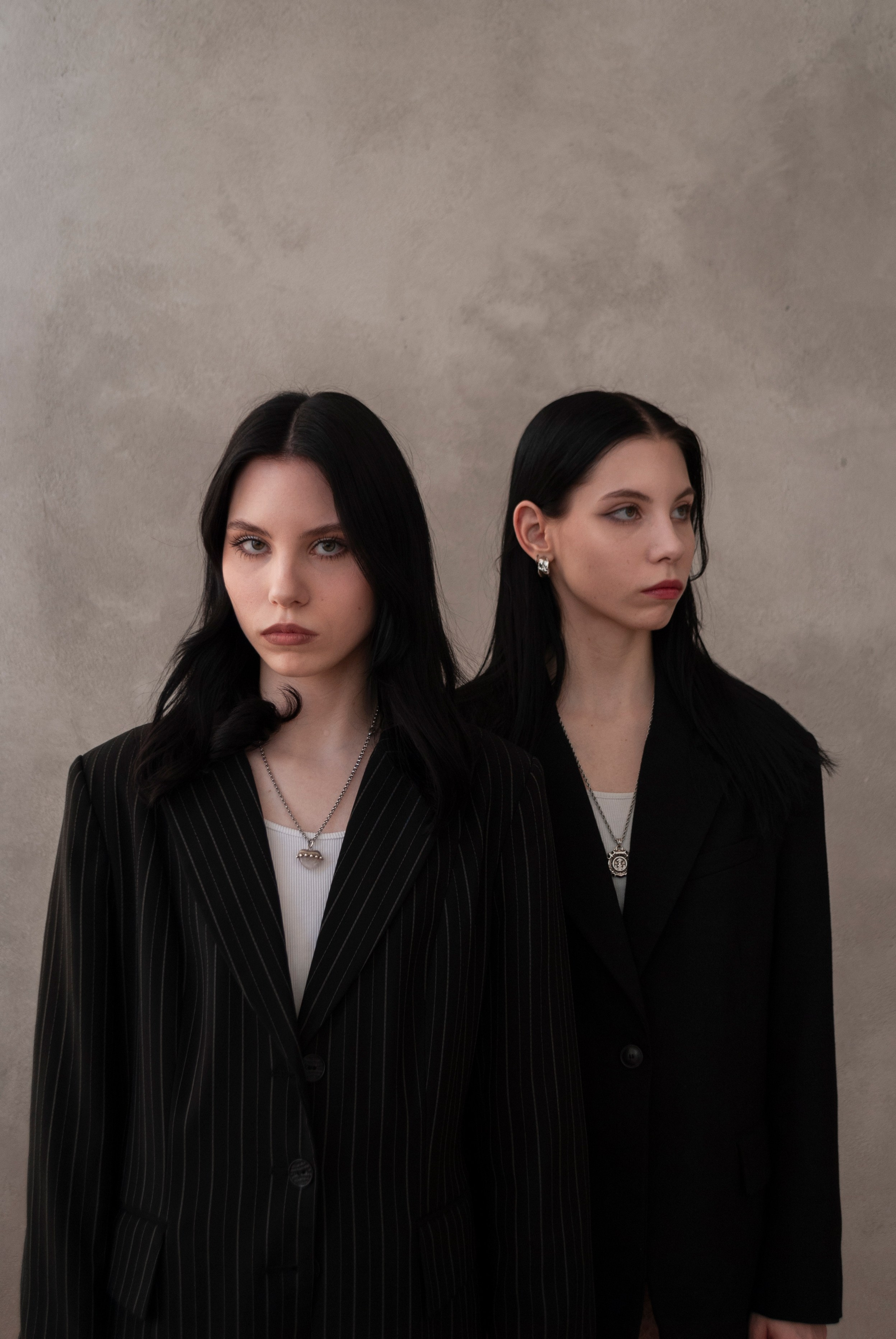 Ира и Марина: сёстры-близнецы. Фотограф Белов Тимофей | Красноярск