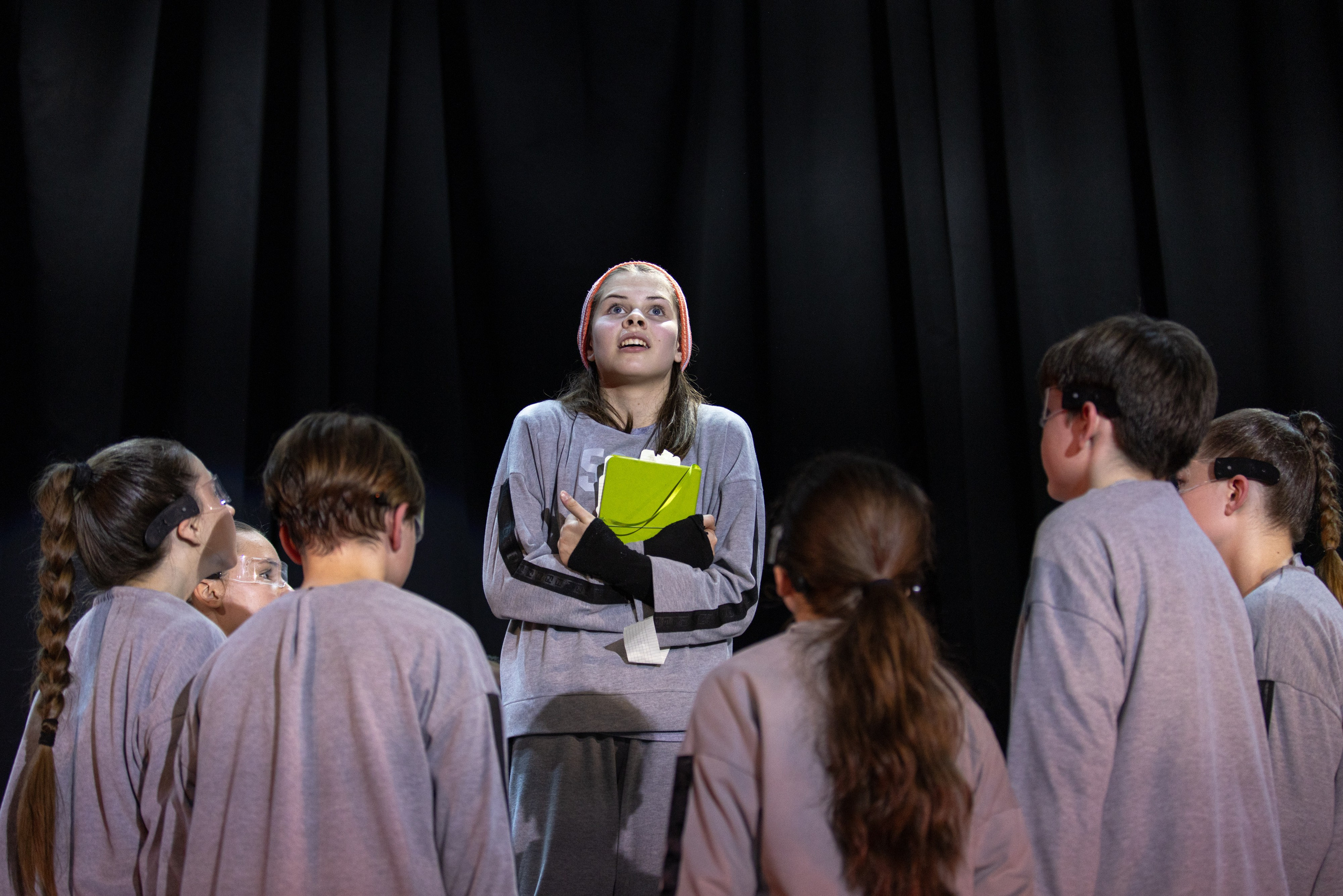Мюзикл "Все лето в один день" Светланы Лариной. Спортивный фотограф Алексей Соломин