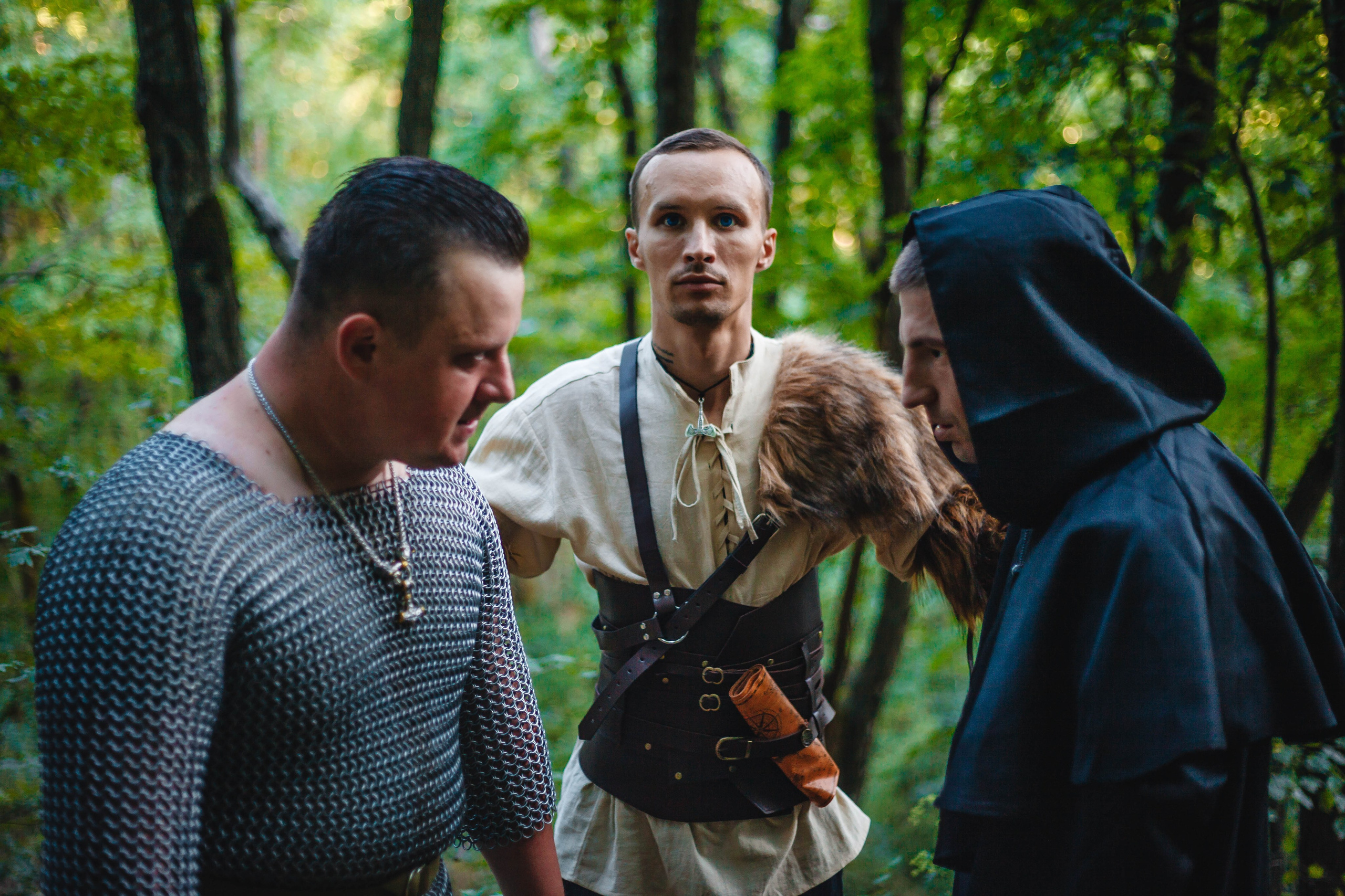 Клип. Уличный фотограф Города N