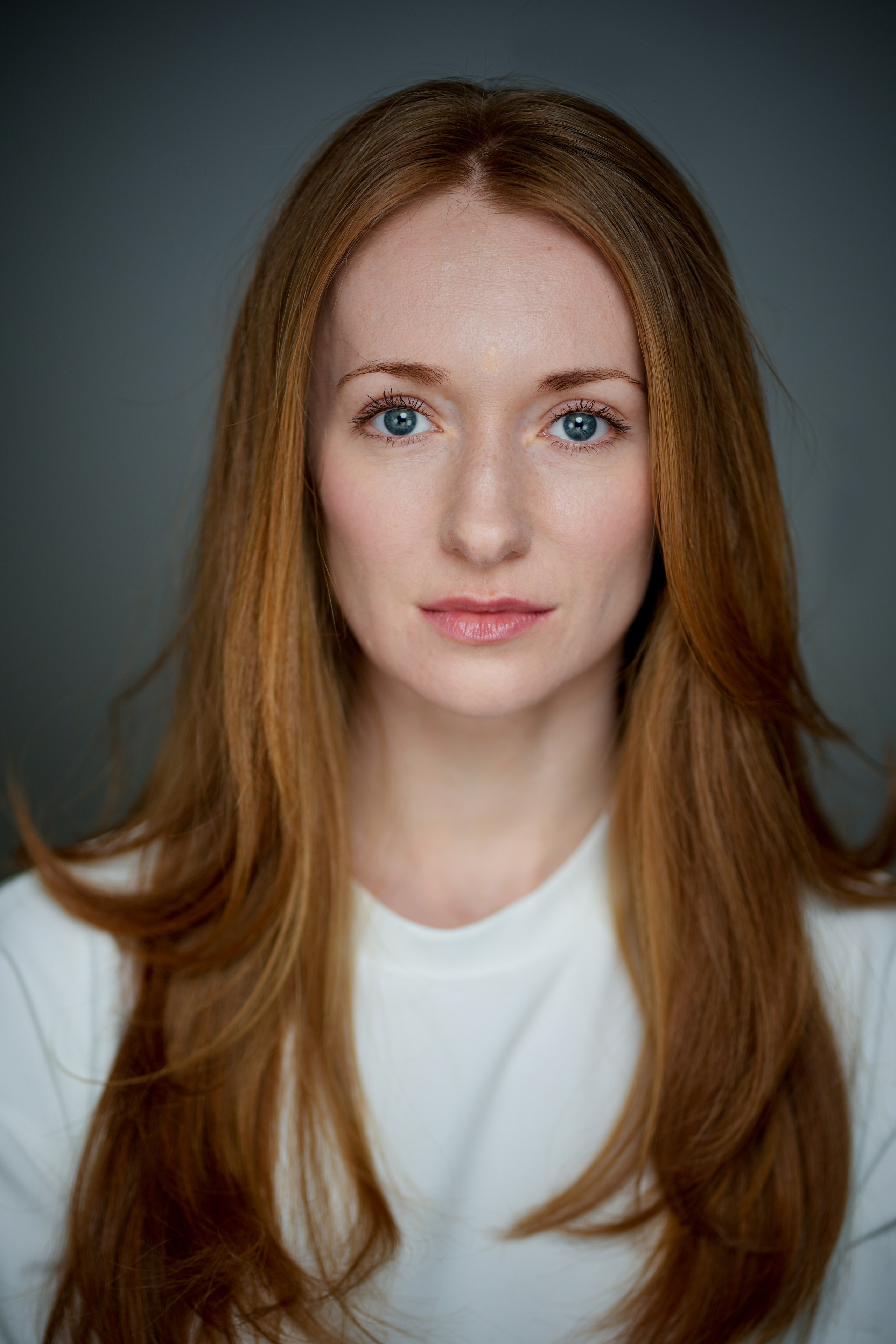 Актриса Алина Чернобровкина. Портретная съемка в Москве, студийный фотограф Игорь Фомин