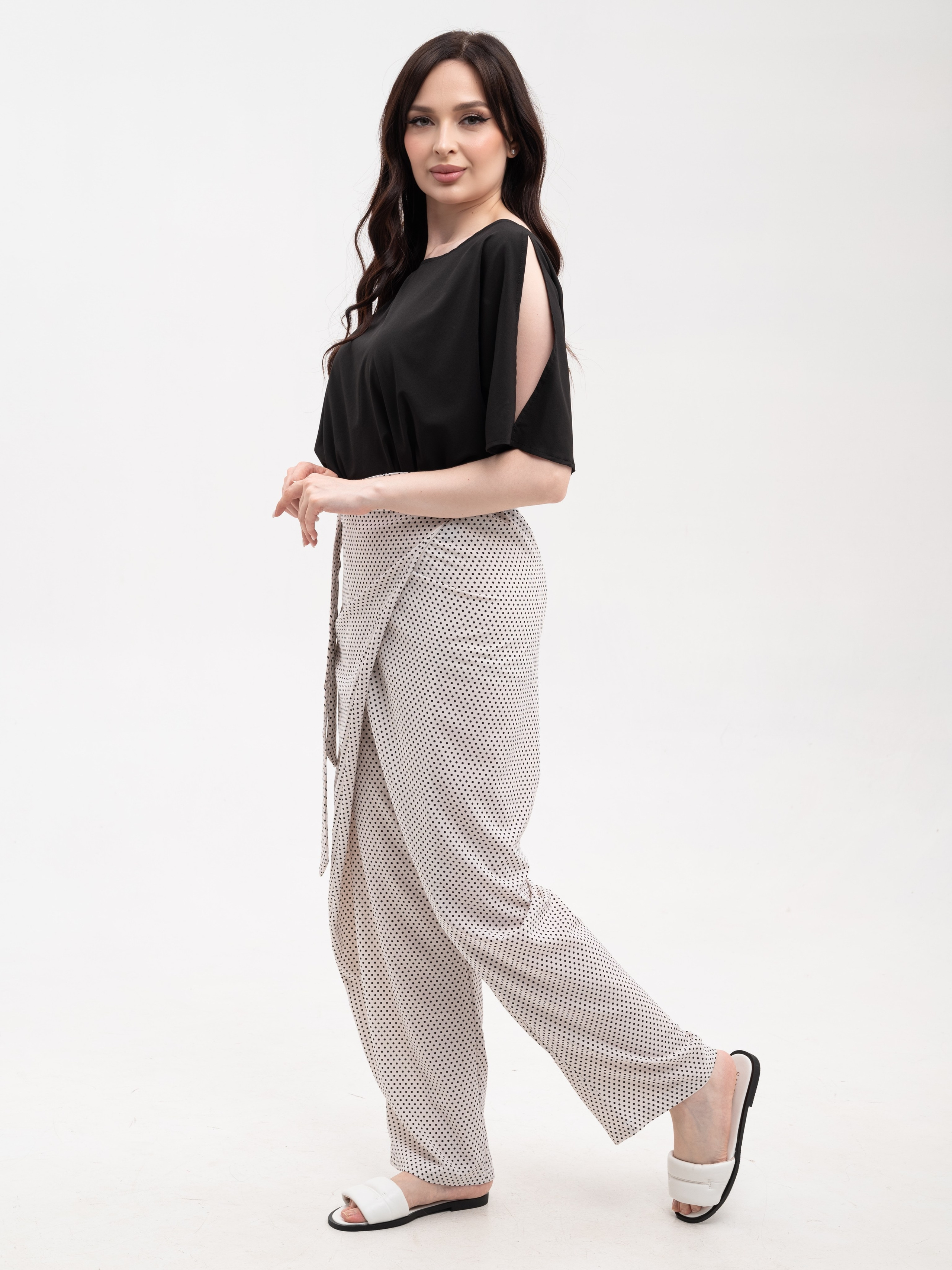 Одежда разноразмерная. Предметный фотограф, фото для маркетплейсов Пятигорск, КМВ