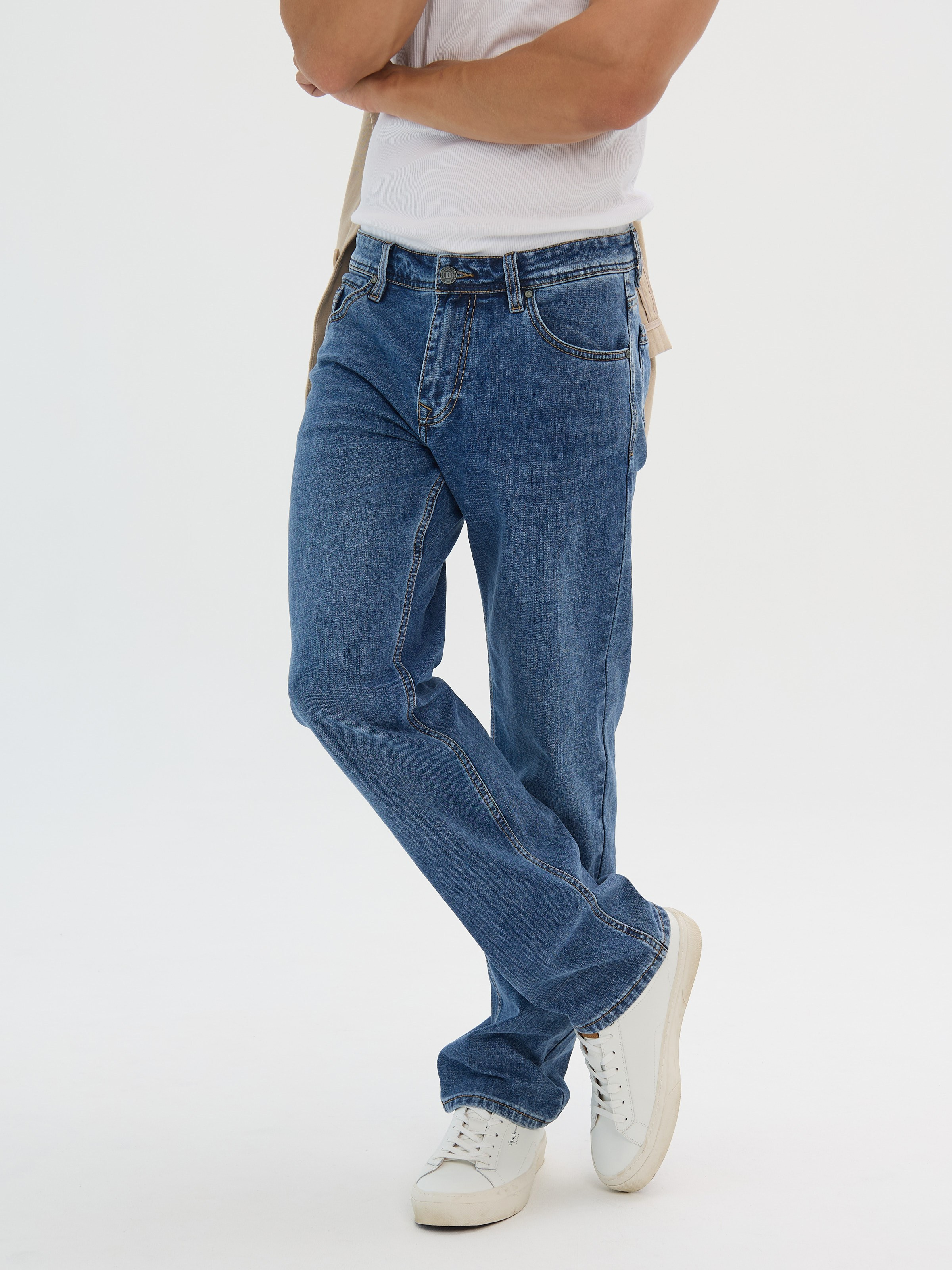 Каталожные фото одежды, сборные съемки для маркетплейсов Вайлдберриз, Новосибирск. Съемка фото и видео для маркетплейсов Вайлдберриз, Озон в Новосибирске