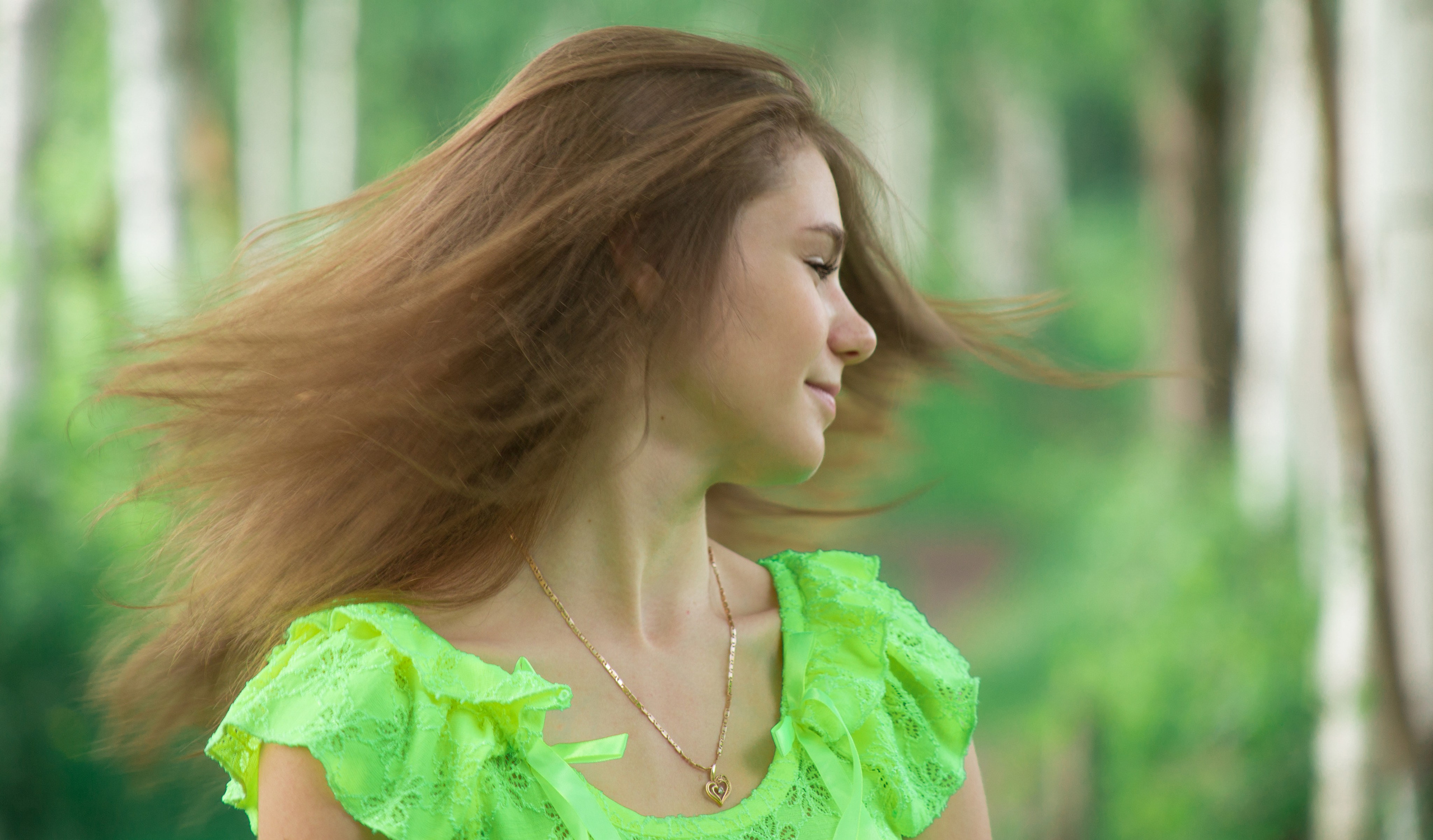 Катя. Летний портрет. Фотограф Пермь. Фотосессия в фотостудии Перми и на свежем воздухе