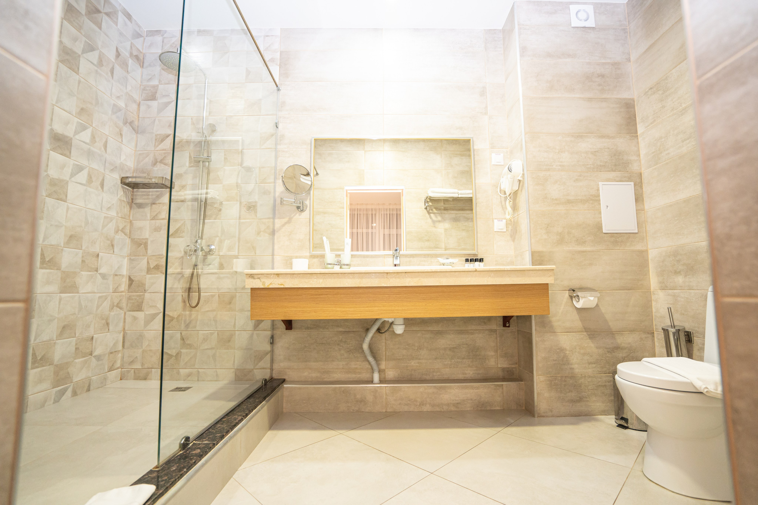 Интерьерная фотосъемка премиальных отелей Dream Hotel в Краснодаре и Анапе Профессиональная фотосъемка интерьеров отелей Dream Hotel: Красно. Шедевры для Вас! Фотограф и Видеограф в Краснодаре Пахиев Руслан