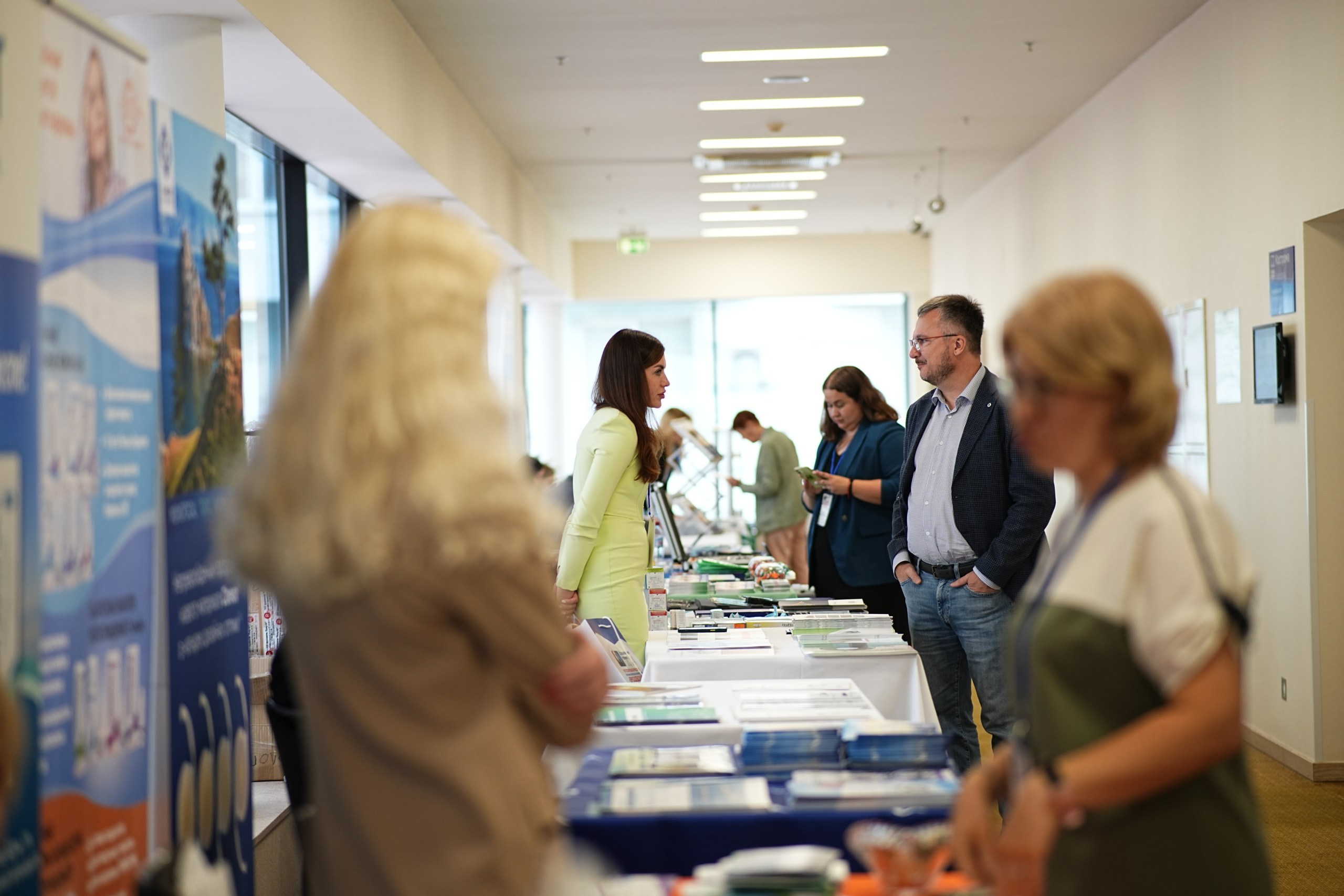 Конференции. Katya Schou