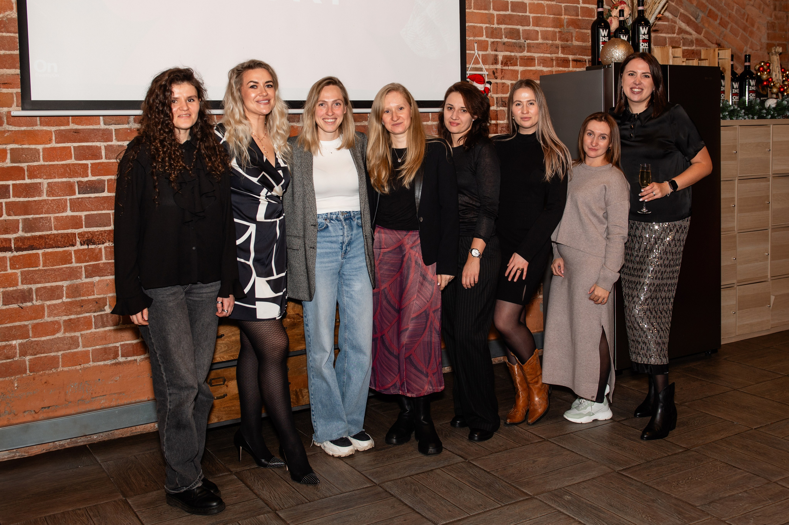 Корпорат Yapay. Профессиональный фотограф в Москве Александра Харламова