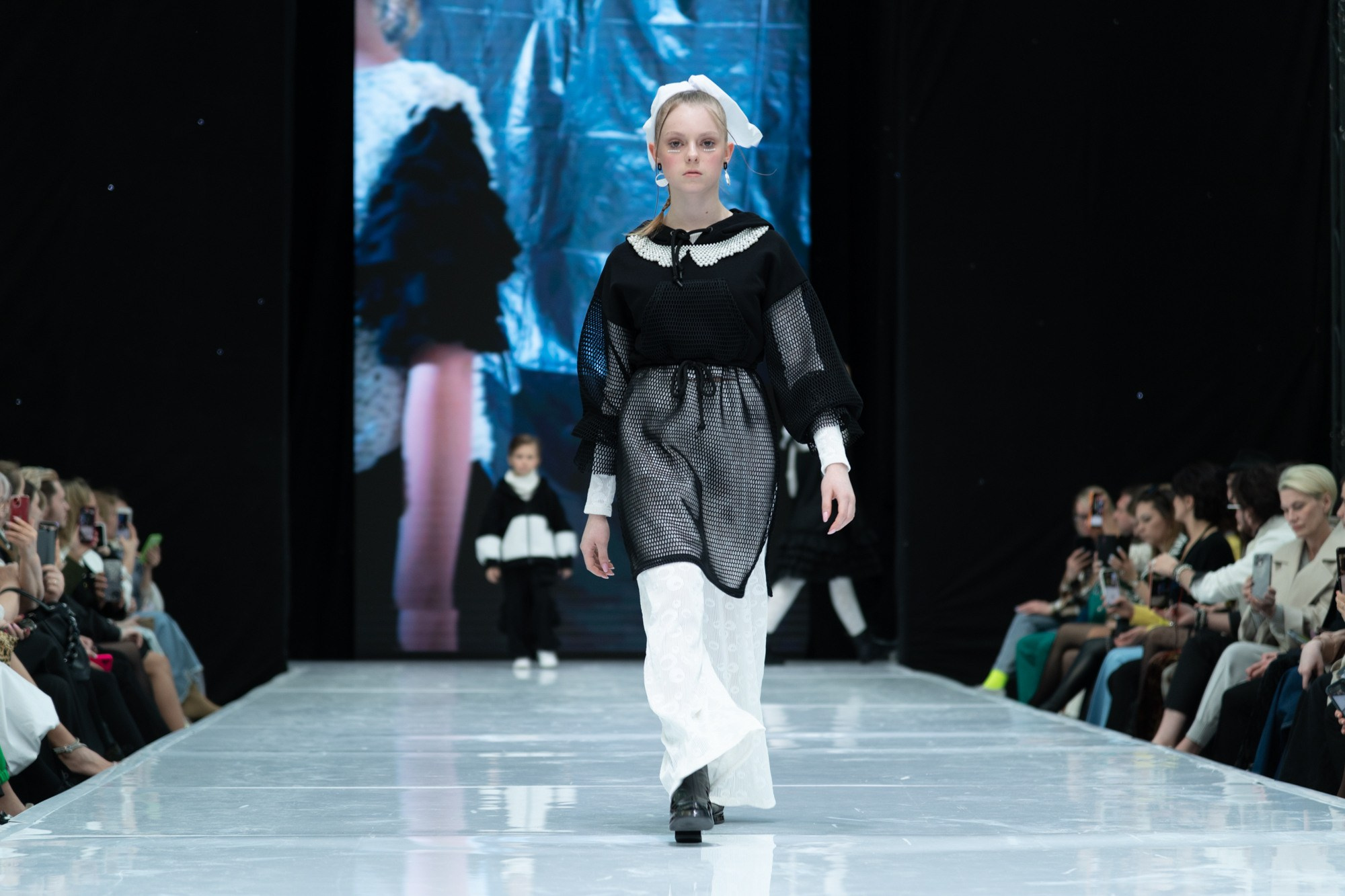 DEVUSI / 23. Sakunov Photo