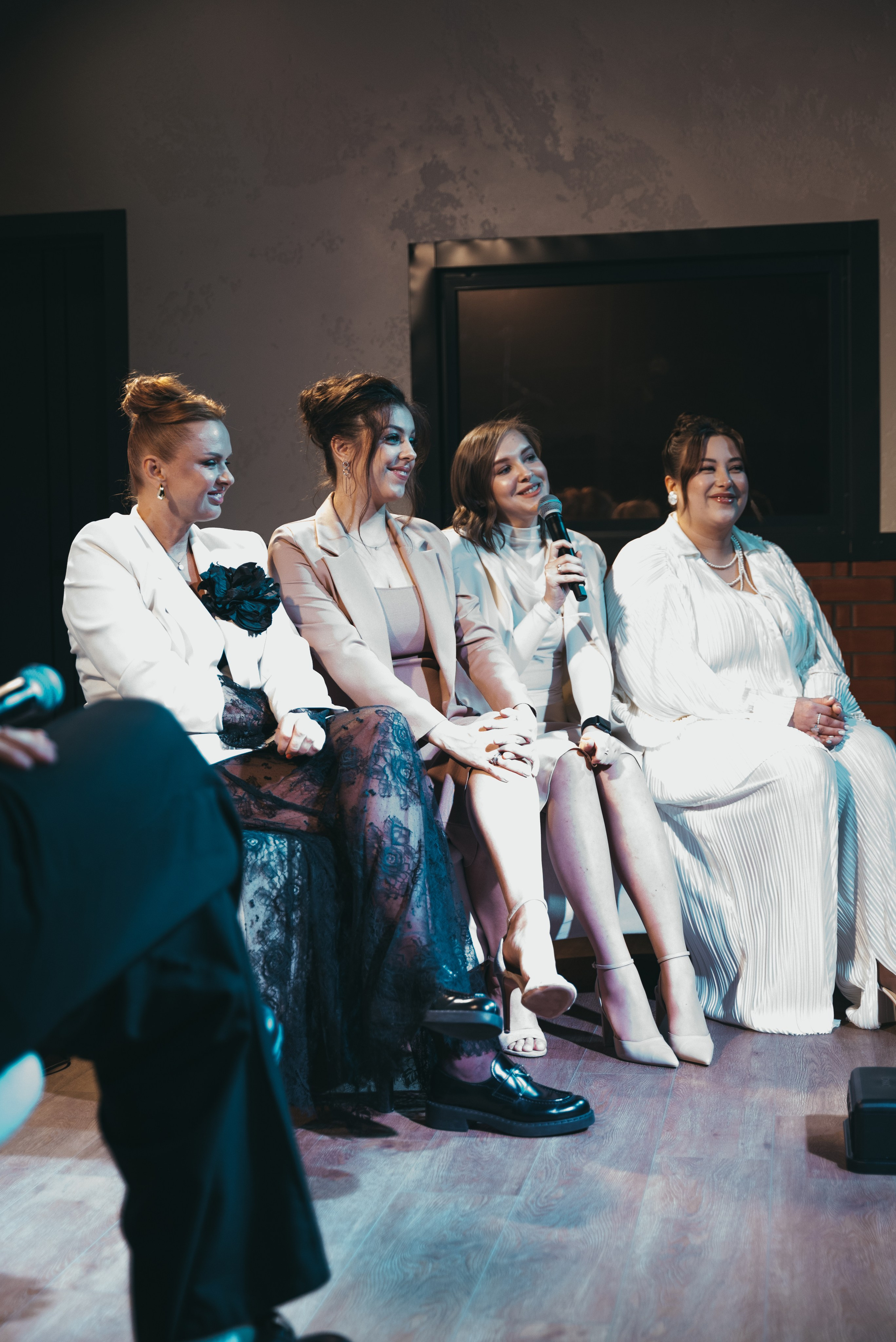 WhiteRoom Pre-wedding. Репортажный и свадебный фотограф в Сургуте