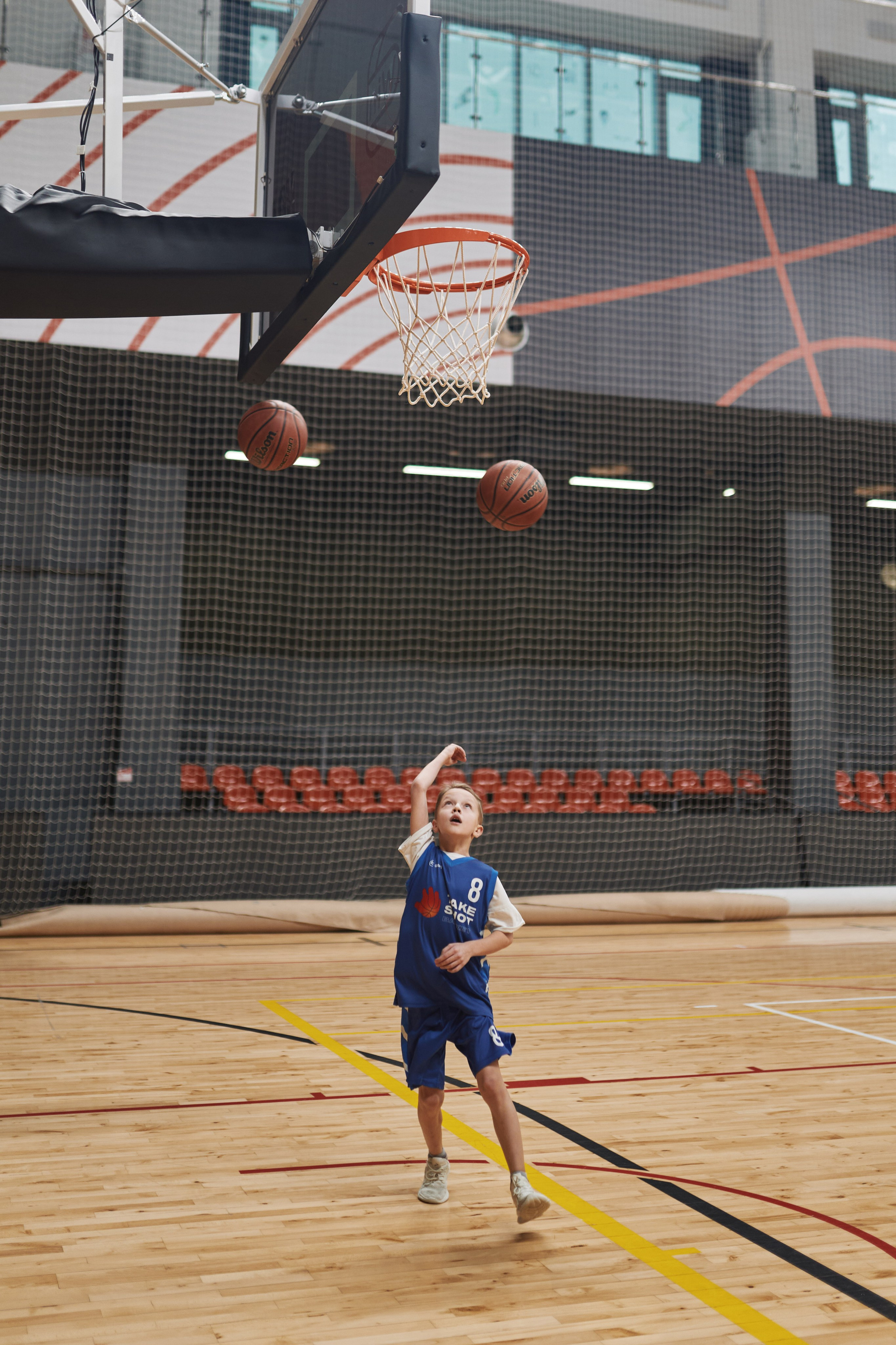 Новогодний баскетбол 2025. Детская лига. Евгений Бреча. Коммерческий и бэкстейдж фотограф в Москве