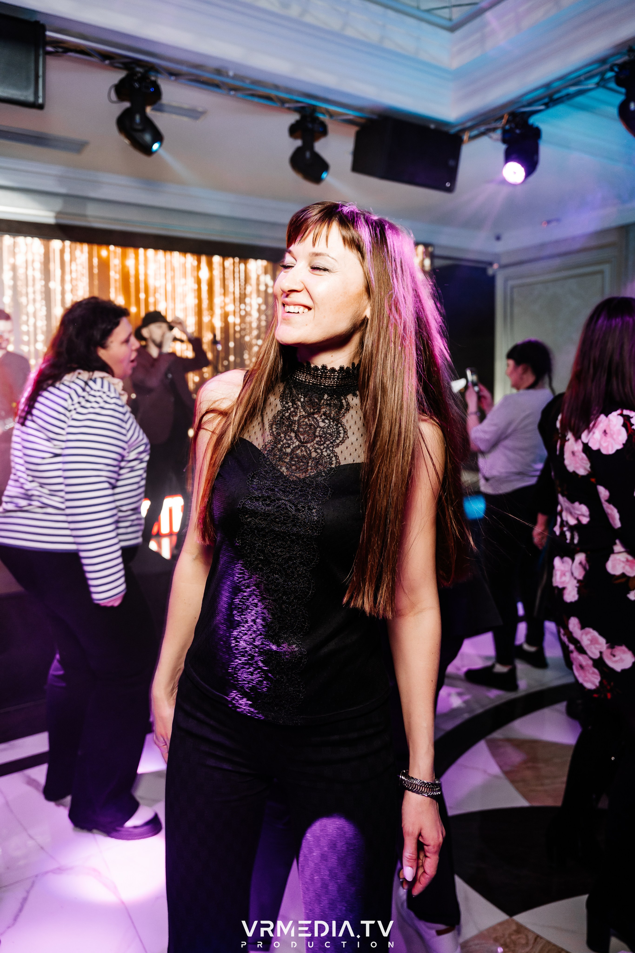 Международный женский день в ресторане «Лазурный берег»