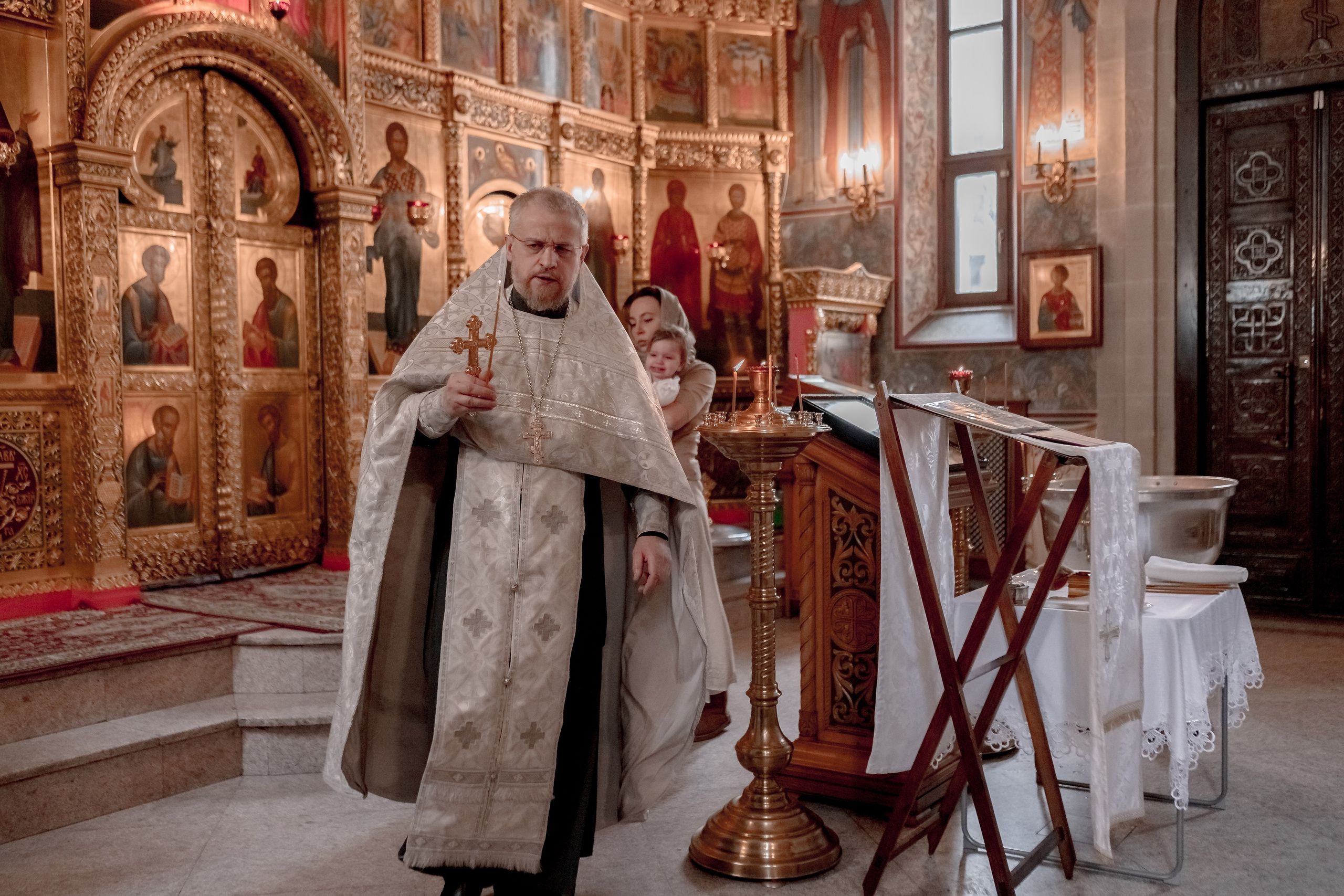 Крещение в Храме Сергия Радонежского на Рязанке. Профессиональный фотограф в Москве и Мо Мария Шантарёва