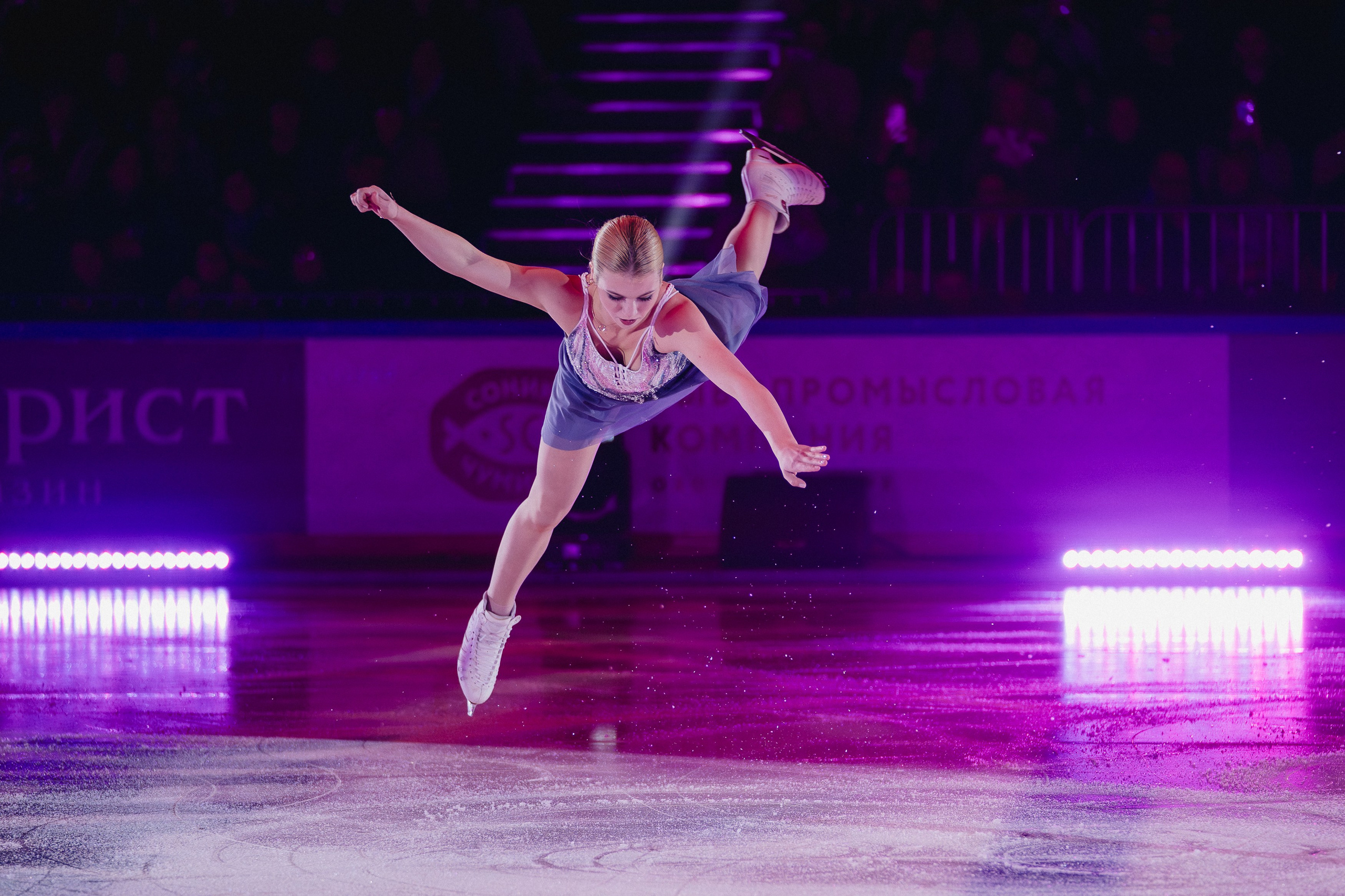 Шоу Этери Тутберидзе в Новосибирске. Воробьева Ксения — Спортивный и танцевальный фотограф Новосибирск