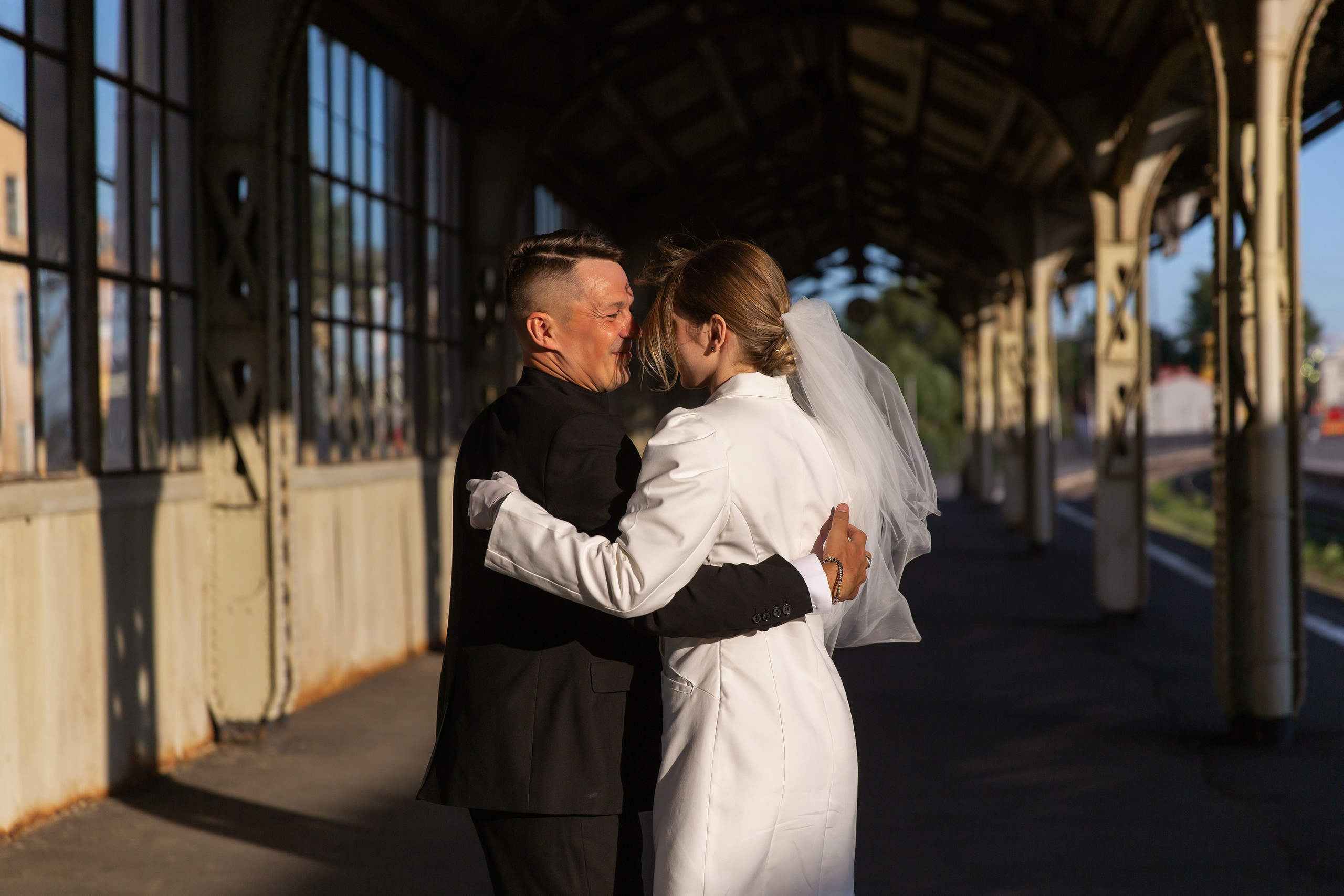 Анонс свадебной серии на Витебском вокзале. Свадебный и портретный фотограф в Санкт-Петербурге Надежда Чечулина