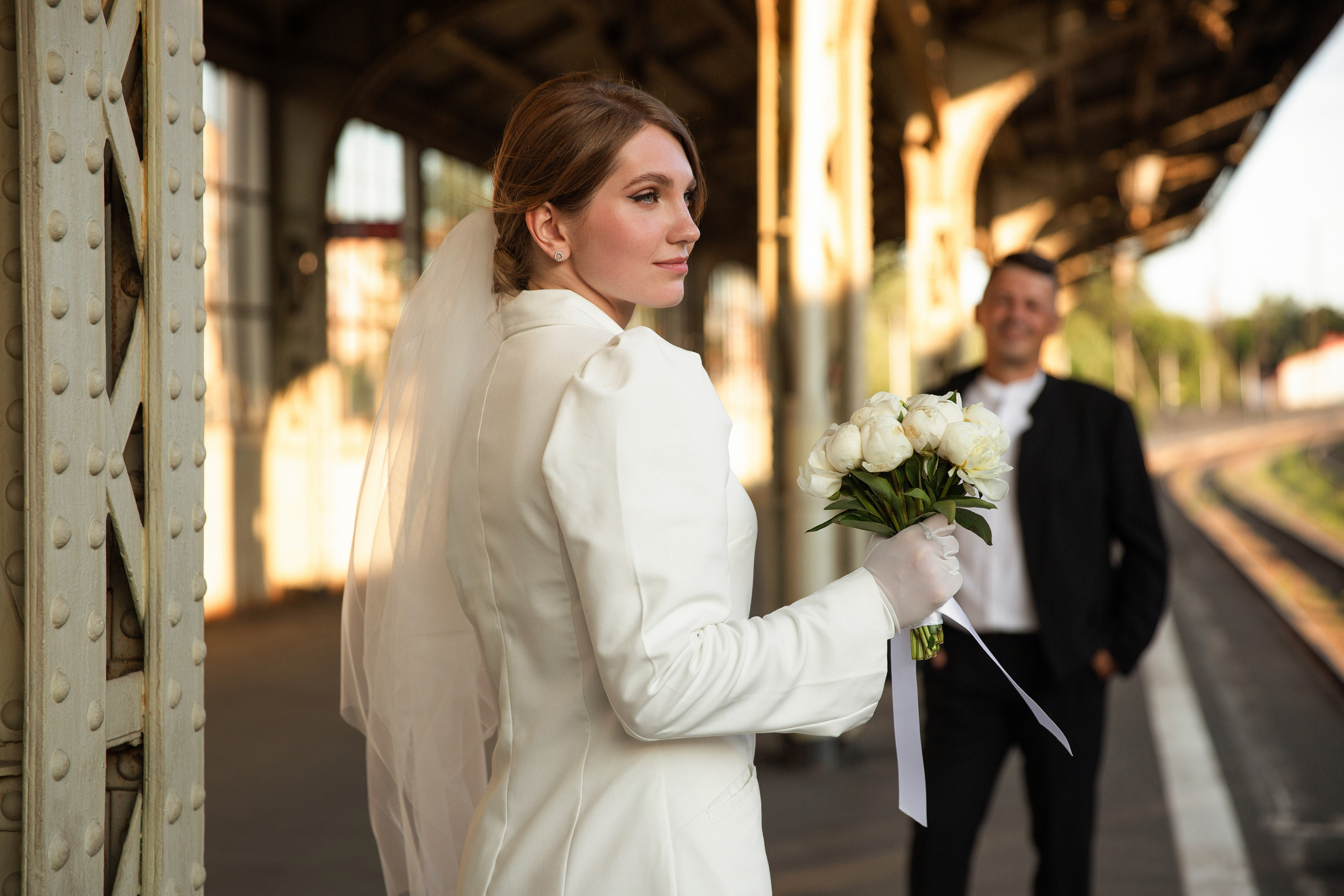 Анонс свадебной серии на Витебском вокзале. Свадебный и портретный фотограф в Санкт-Петербурге Надежда Чечулина