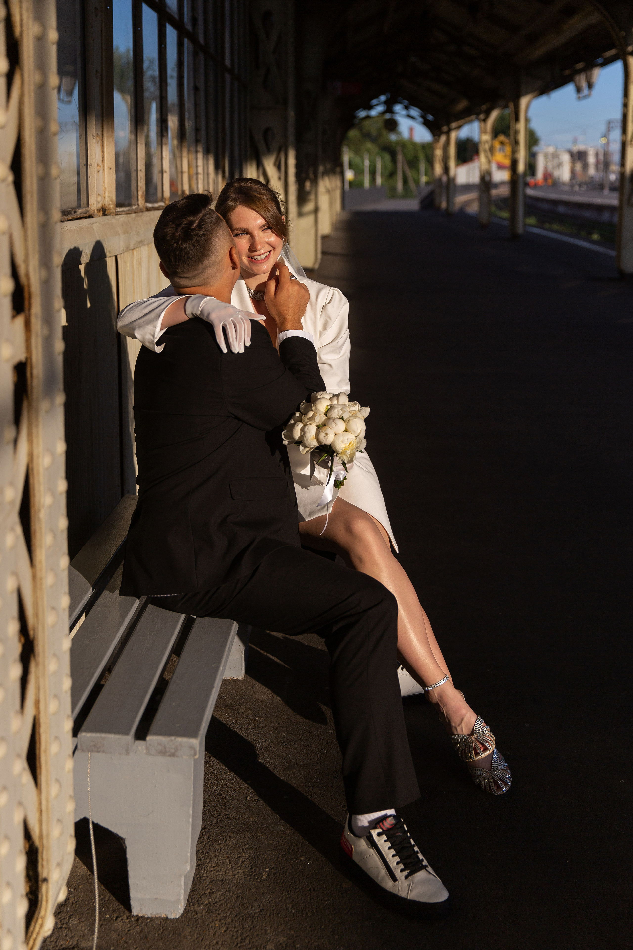 Анонс свадебной серии на Витебском вокзале. Свадебный и портретный фотограф в Санкт-Петербурге Надежда Чечулина