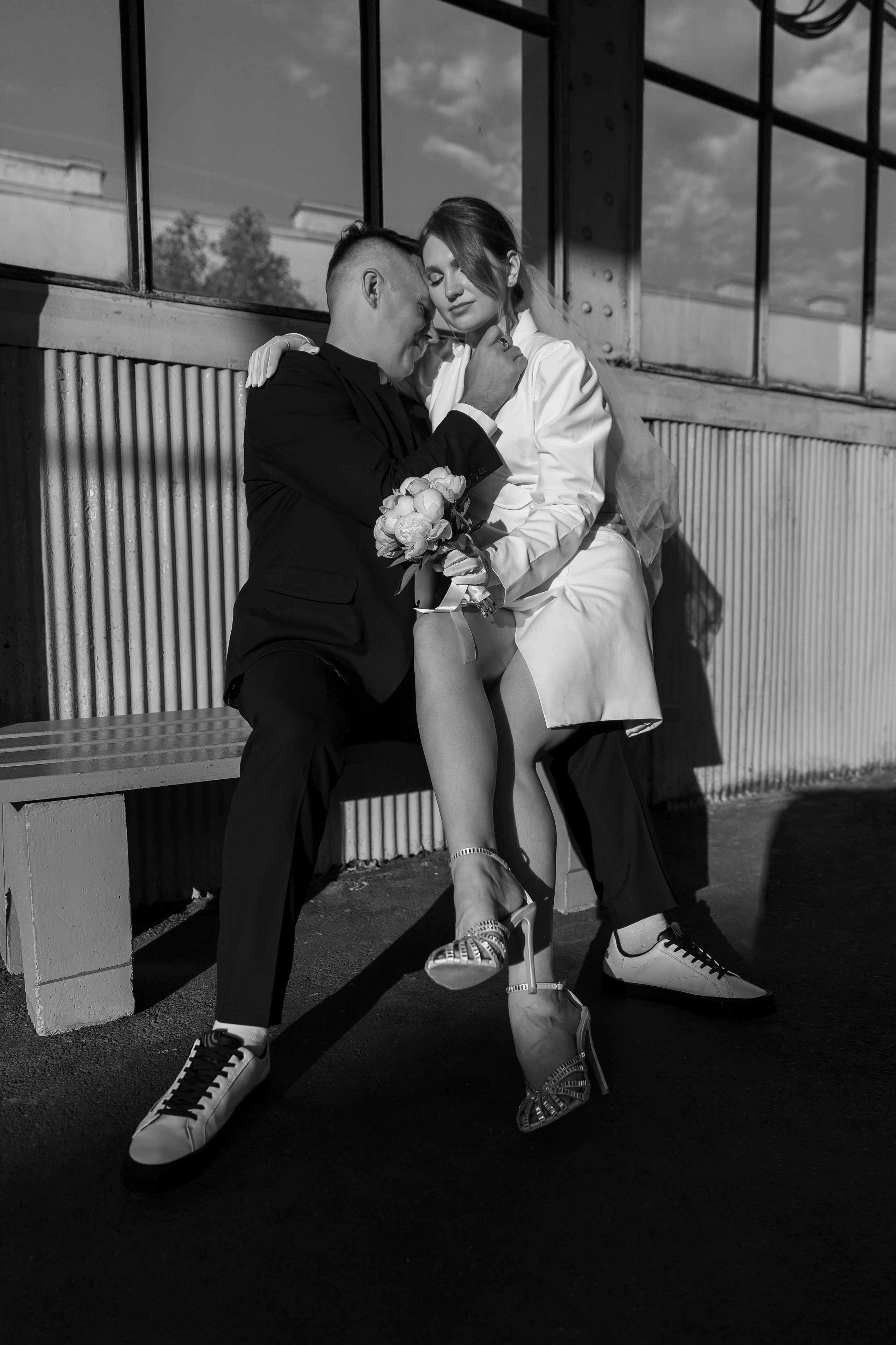 Анонс свадебной серии на Витебском вокзале. Свадебный и портретный фотограф в Санкт-Петербурге Надежда Чечулина