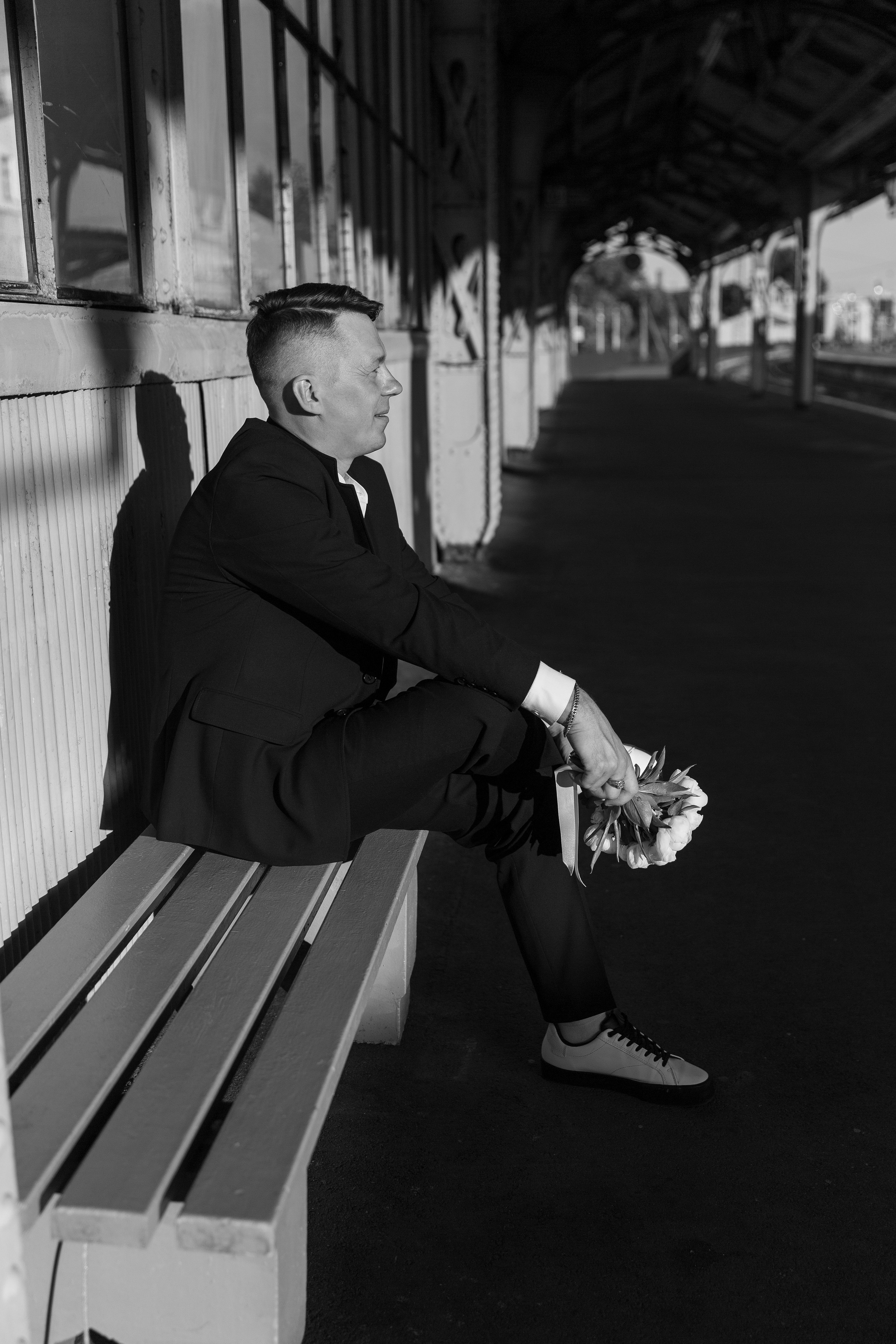 Анонс свадебной серии на Витебском вокзале. Свадебный и портретный фотограф в Санкт-Петербурге Надежда Чечулина