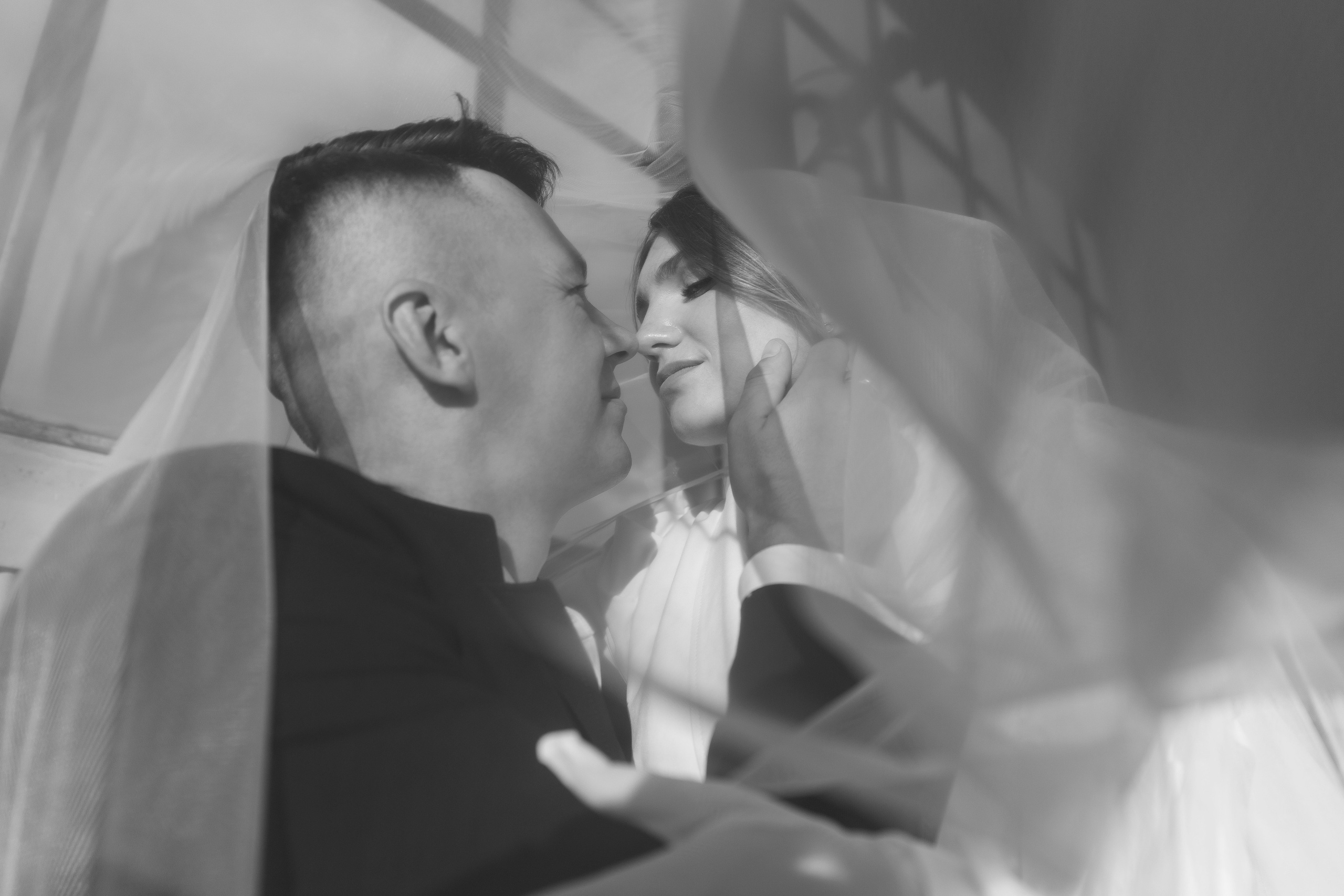 Анонс свадебной серии на Витебском вокзале. Свадебный и портретный фотограф в Санкт-Петербурге Надежда Чечулина