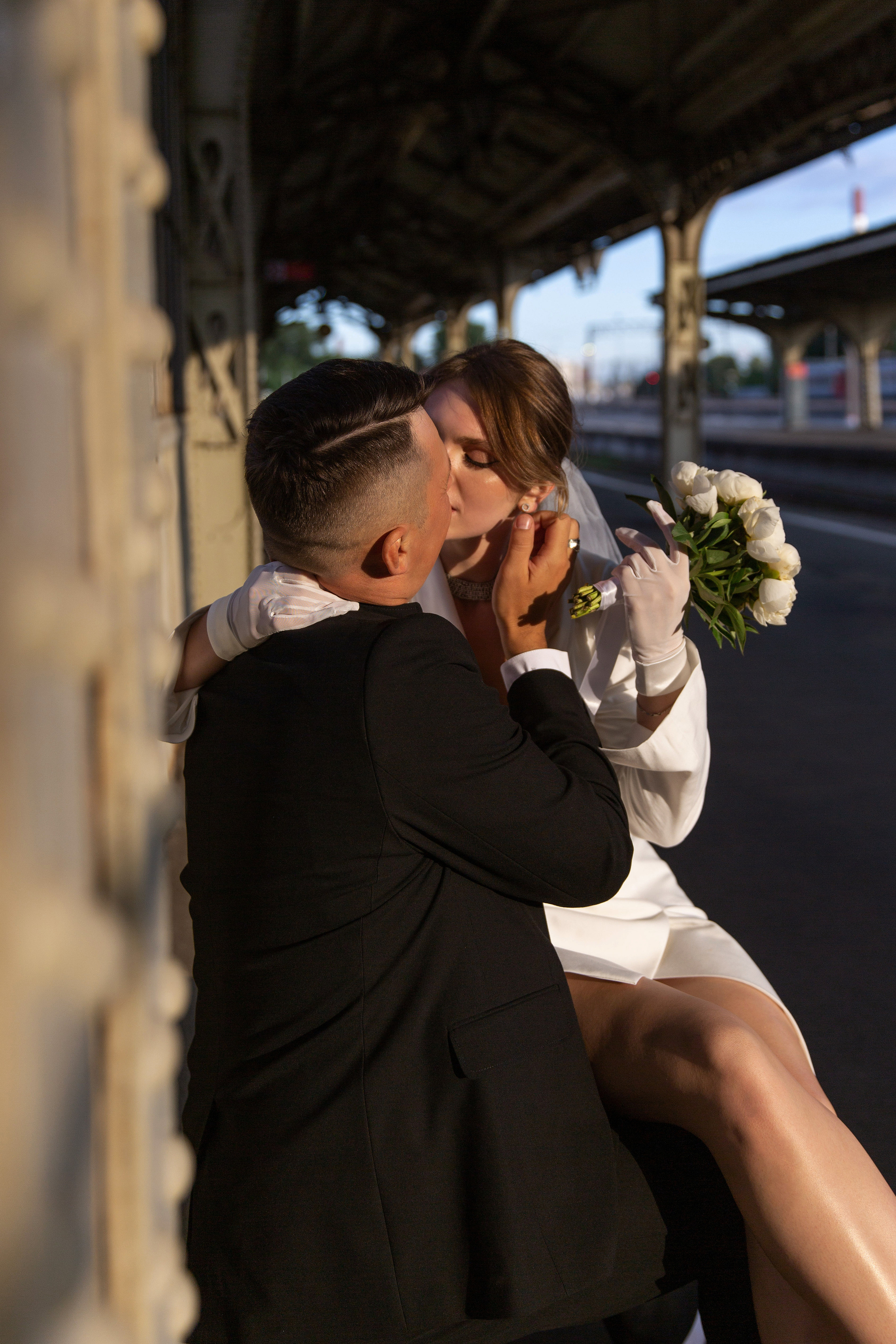 Анонс свадебной серии на Витебском вокзале. Свадебный и портретный фотограф в Санкт-Петербурге Надежда Чечулина