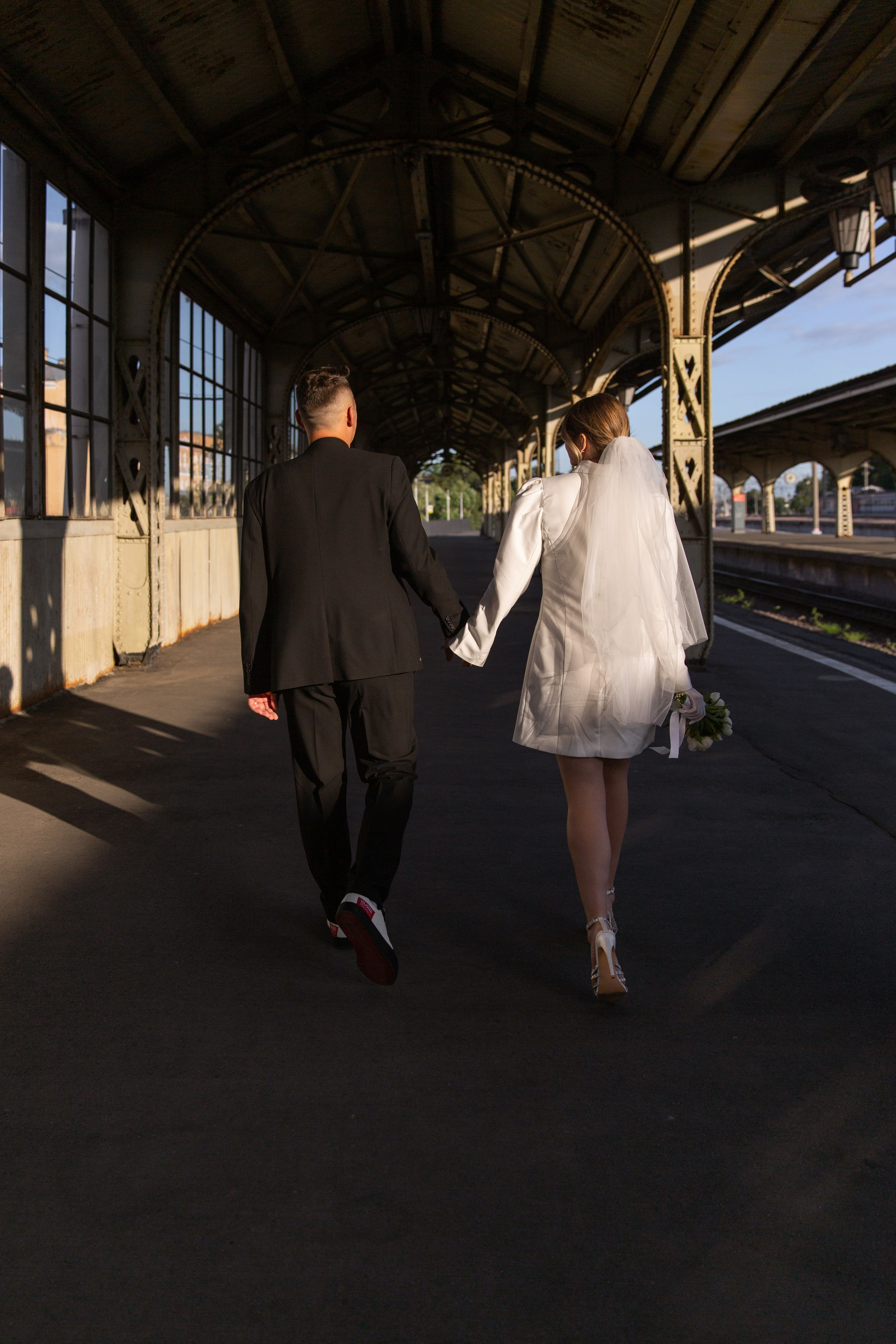 Анонс свадебной серии на Витебском вокзале. Свадебный и портретный фотограф в Санкт-Петербурге Надежда Чечулина