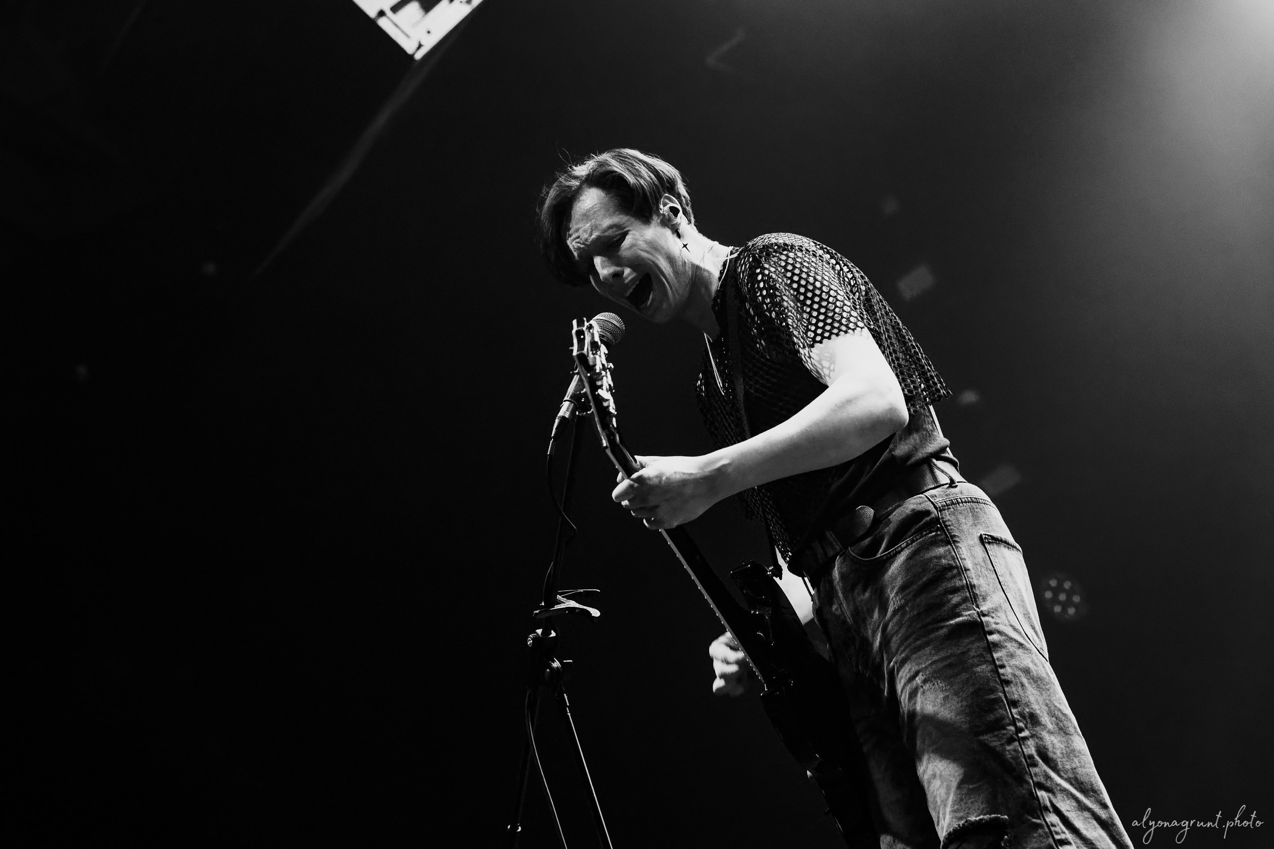 Ravanna, фоторепортаж, СПб, Aurora Concert Hall, 21.11.2025. Алена Адрианова: фотограф в Санкт-Петербурге