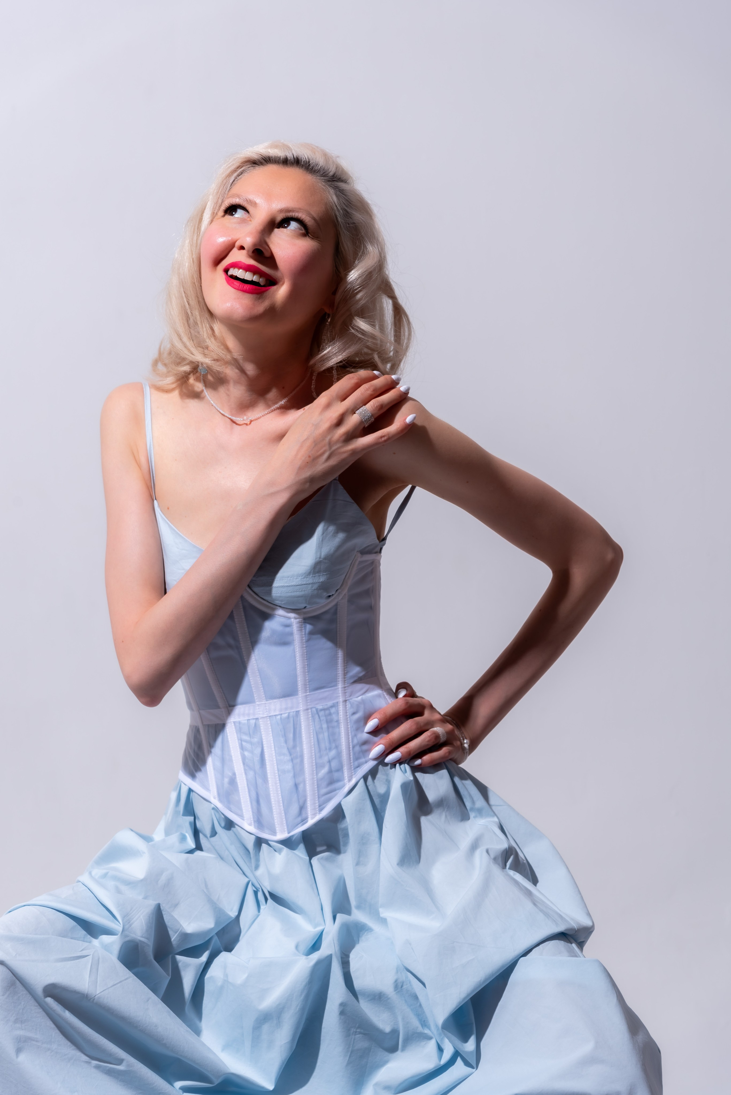 Циклорама (однотонный фон). Елена Сергеева- фотограф для жизни и бренда. Фотосессии и репортаж мероприятий