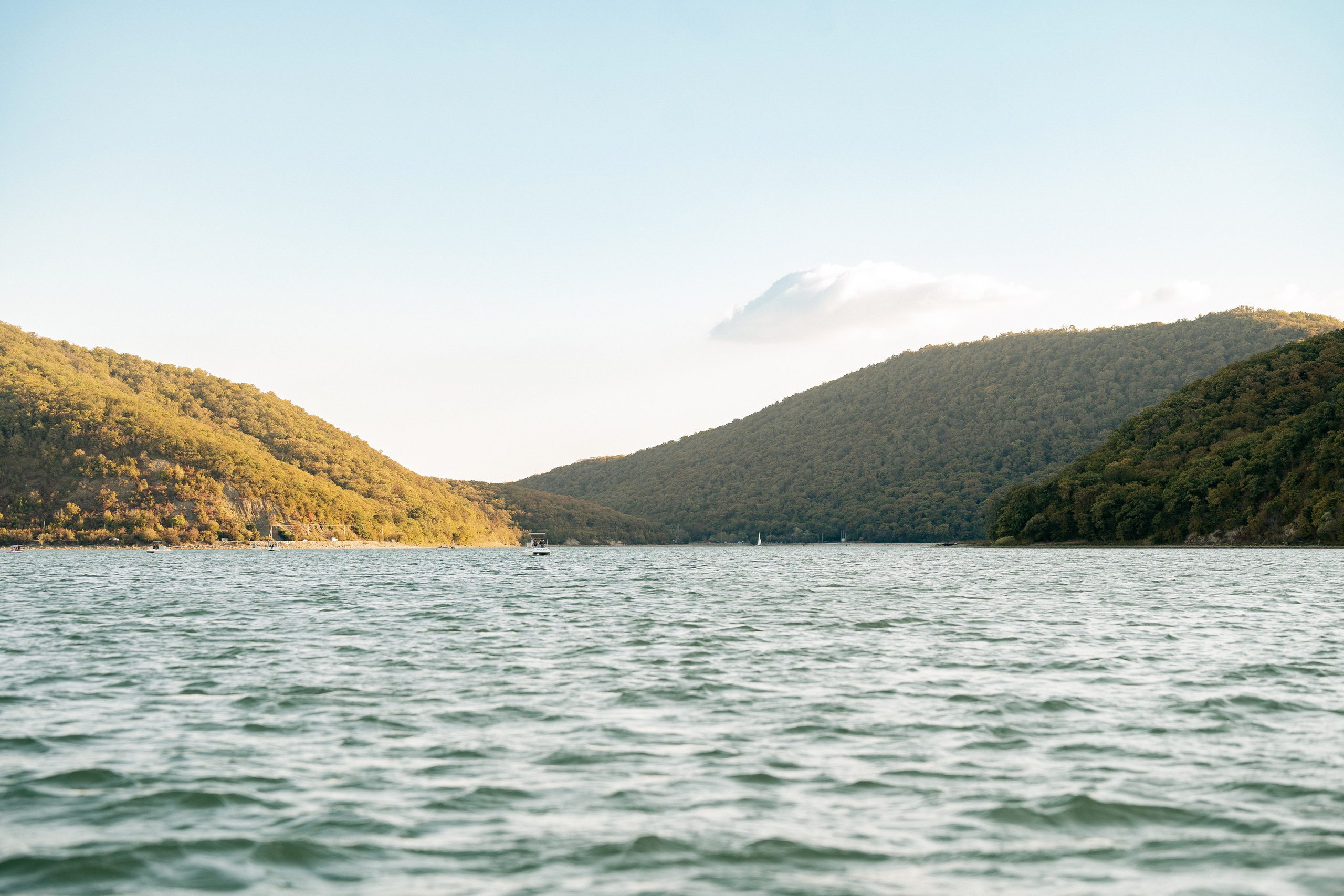 Озеро Абрау-Дюрсо, идеальное место для фотосессий, фотограф Абрау-Дюрсо  