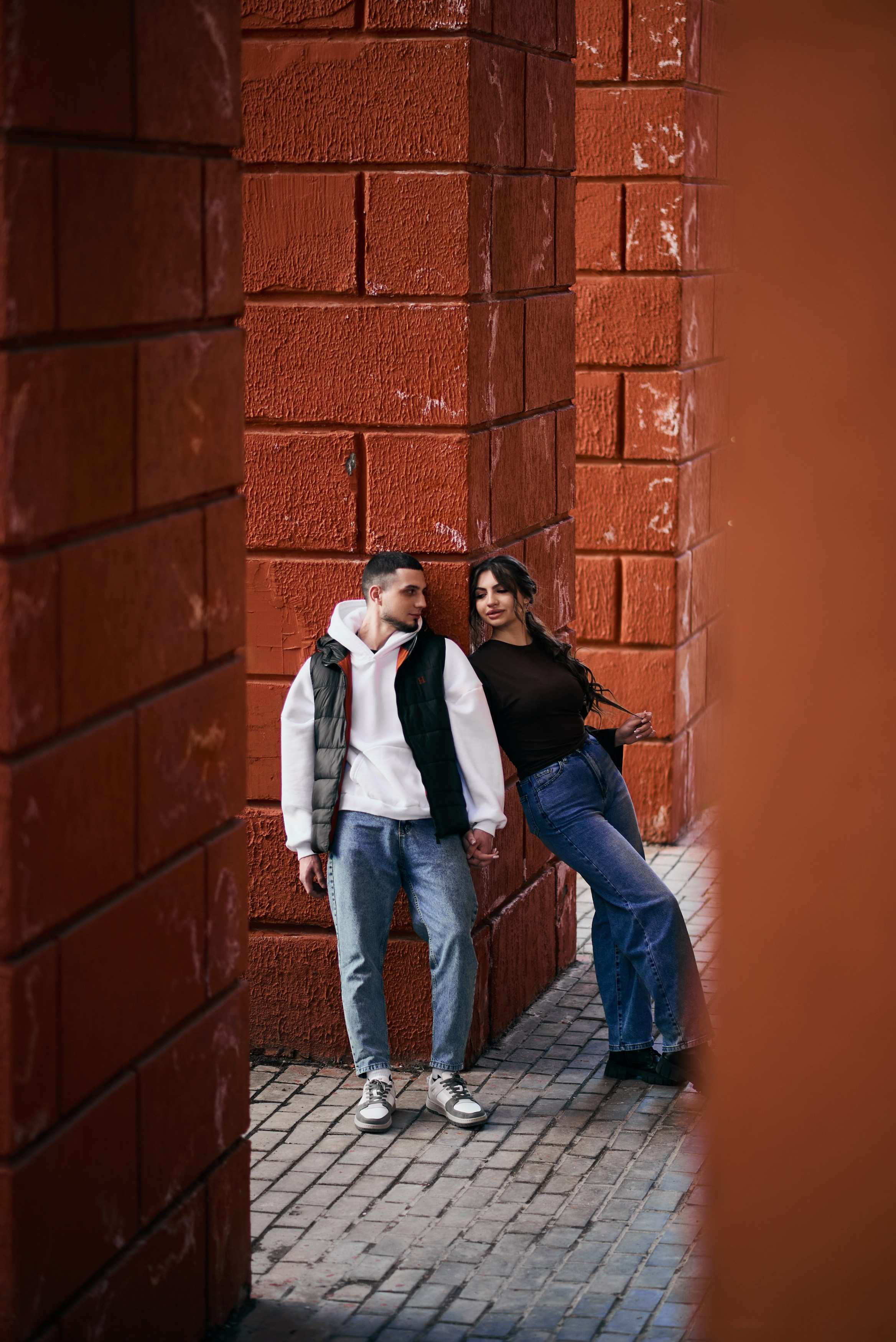 Красивые love-story фотосессии в Сочи, Адлере, Красной поляне, Розе Хутор. Фотограф для женщин и мужчин, контента для бизнеса в Сочи, Адлере, Красной поляне, Розе Хутор