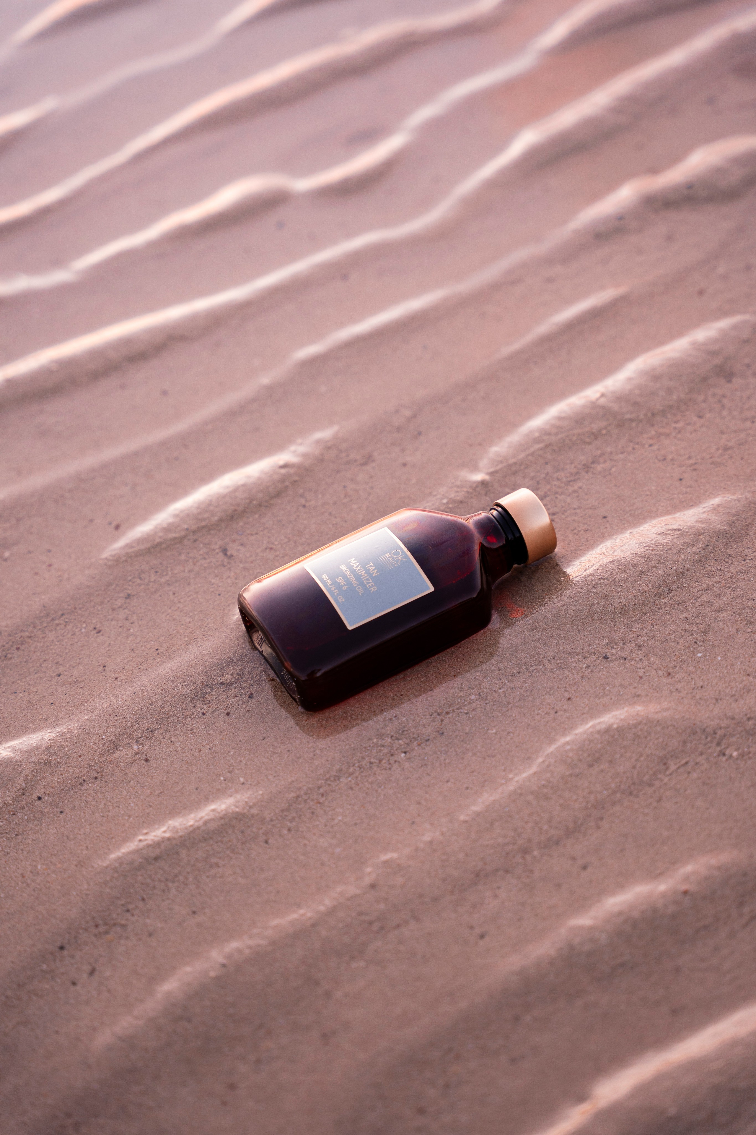 TAN SPF15. Brand designer | photographer | model