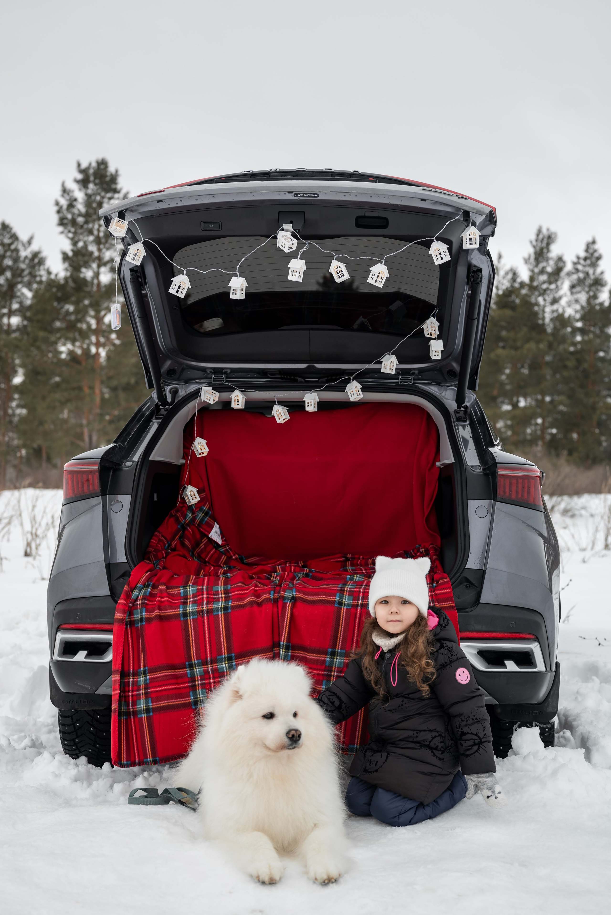 Фотопроект с Платоном и машиной на улице. Фотограф в городе Салават
