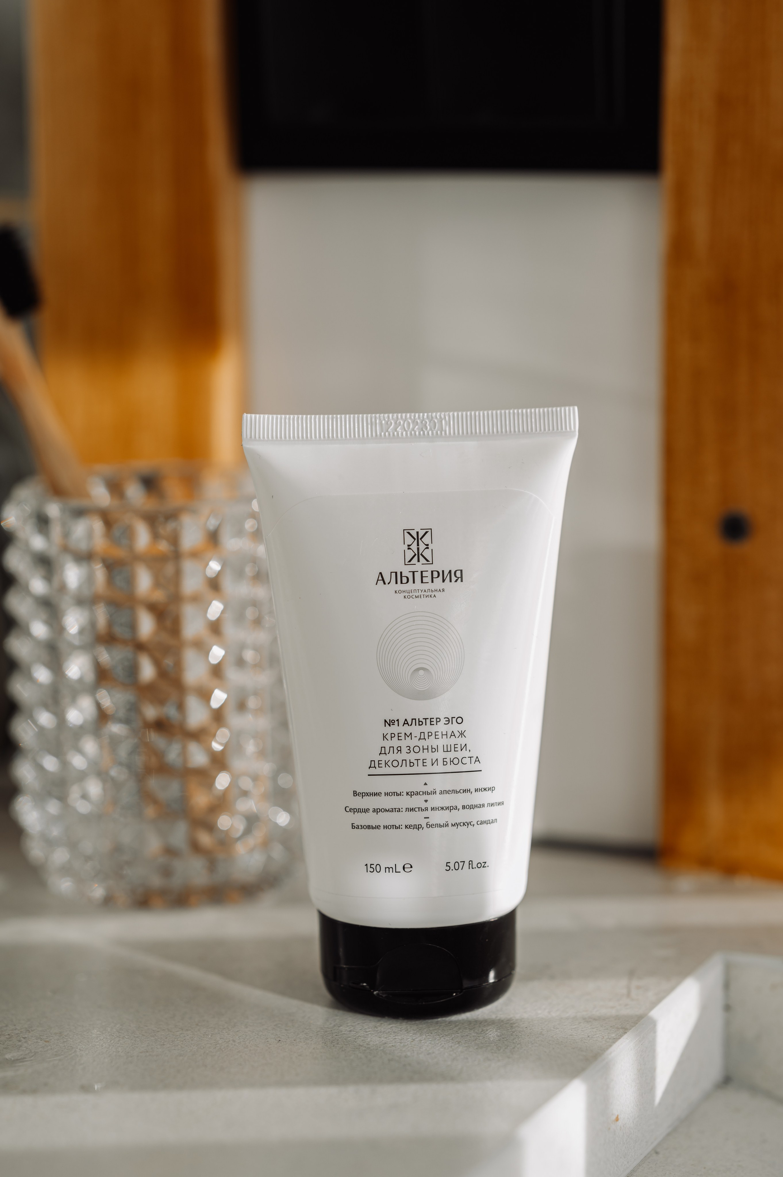 Съемка косметики для маркетплейсов (Wildberries, Ozon, Яндекс.Маркет). Фотограф товаров для соцсетей - инстаграм, вконтакте. Контент-фотограф в Москве Хныкина Лена