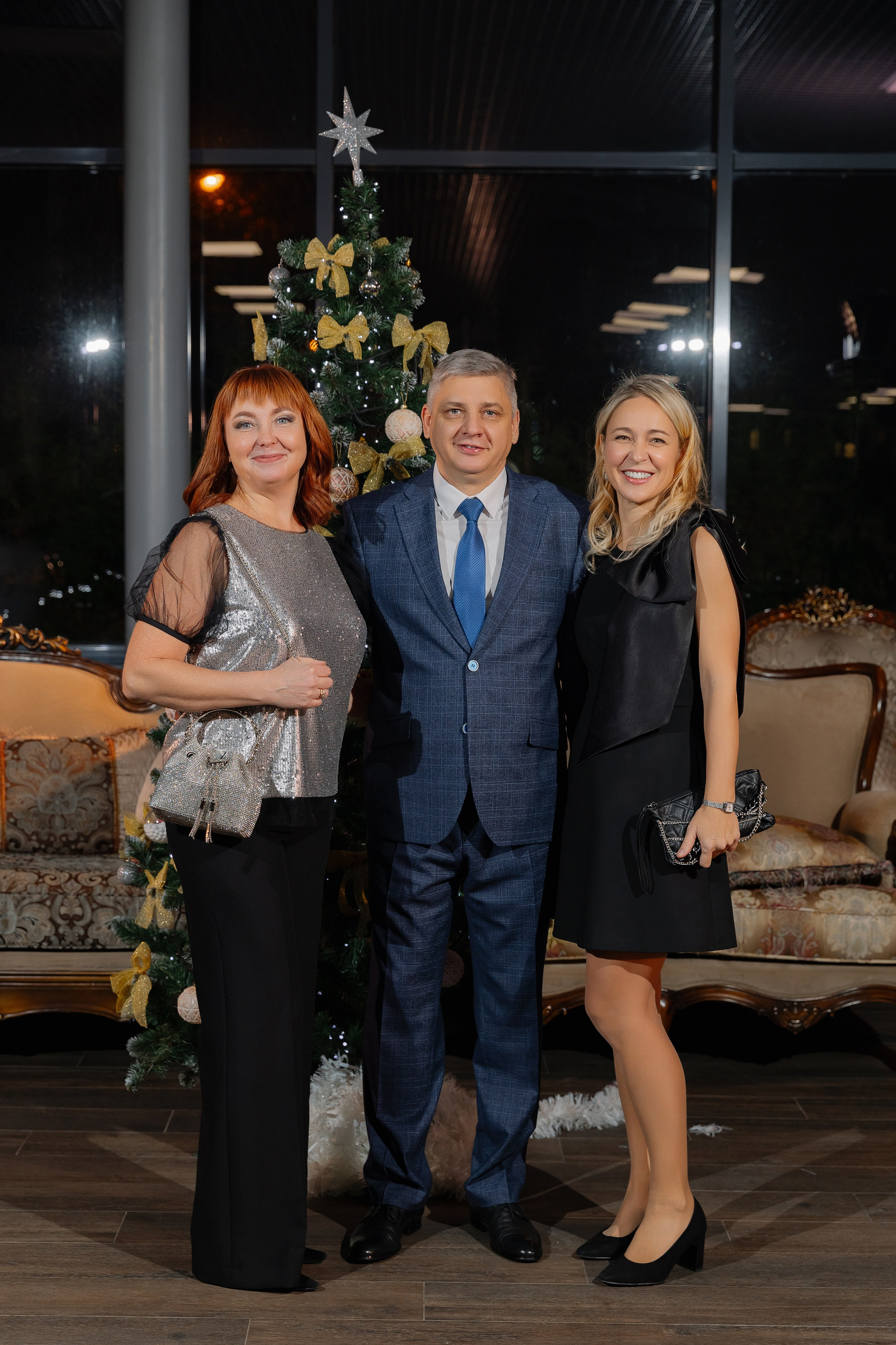 Корпоративная новогодняя фотосъемка для BELARUSBANK в Ресторане «Урарту». Свадебный фотограф в Минске/Беларуси Сергей Спиридонов