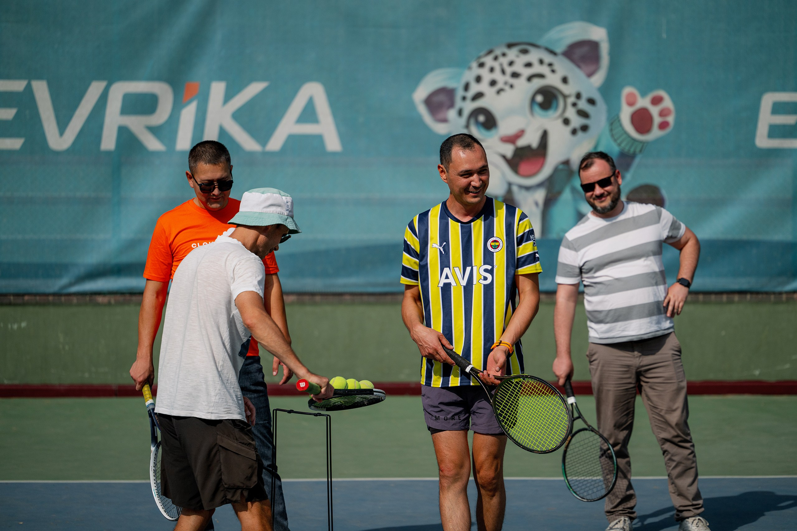 Конференция/Игра в тенис — BakoTech&Cloudfire. Фотограф в Алматы — Алексей Коньков | Репортаж, свадьбы, портреты