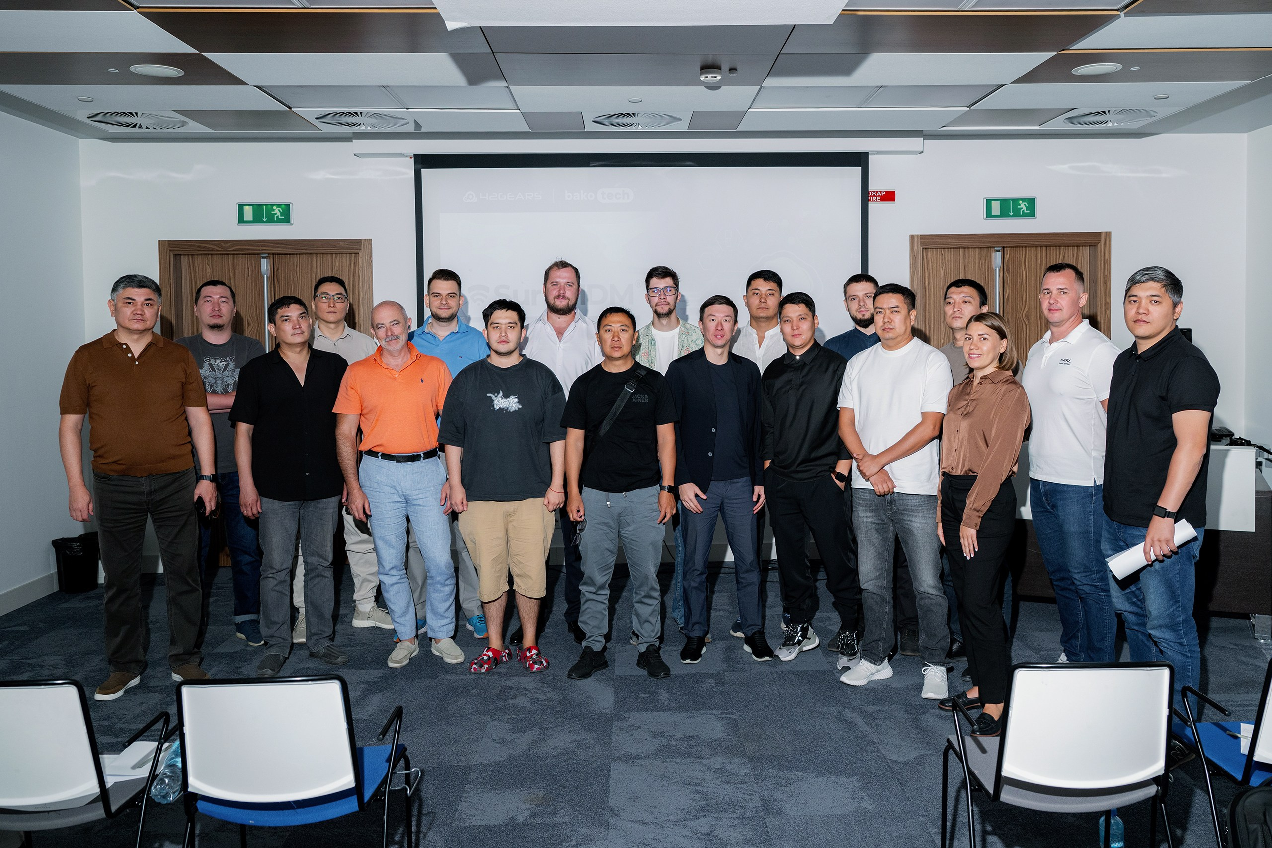 Бизнес завтрак BakoTech&Fortra. Фотограф в Алматы — Алексей Коньков | Репортаж, свадьбы, портреты