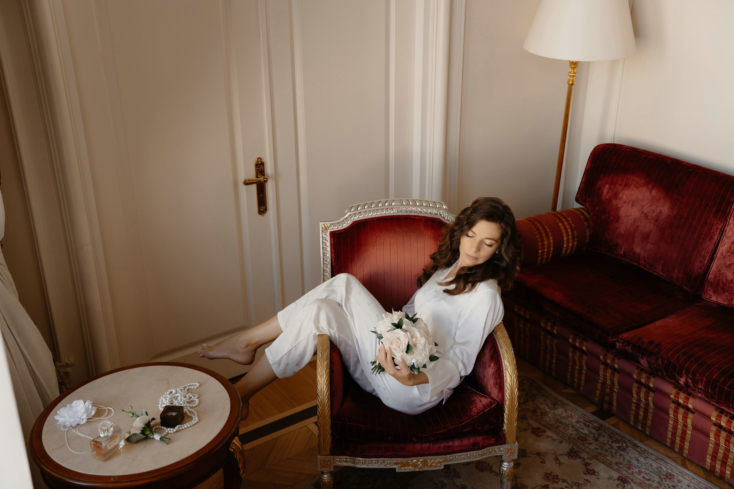 Свадебное утро невесты в отеле Savoy. Свадебный и семейный фотограф в Москве Светлана Зоткина