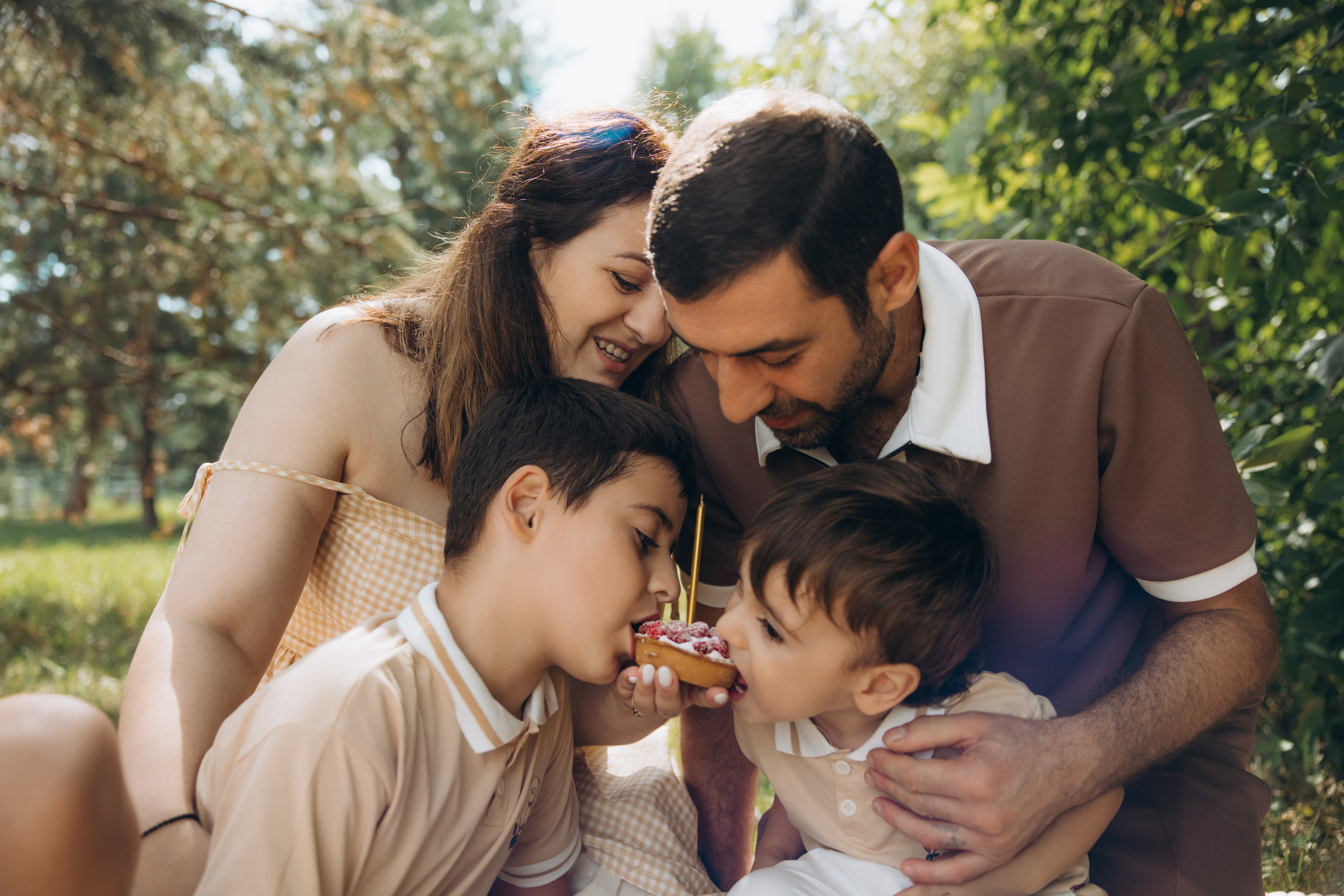 Семейная фотосессия в парке ЦПКиО. Свадебный, семейный фотограф в Иркутске Светлана Макаричева