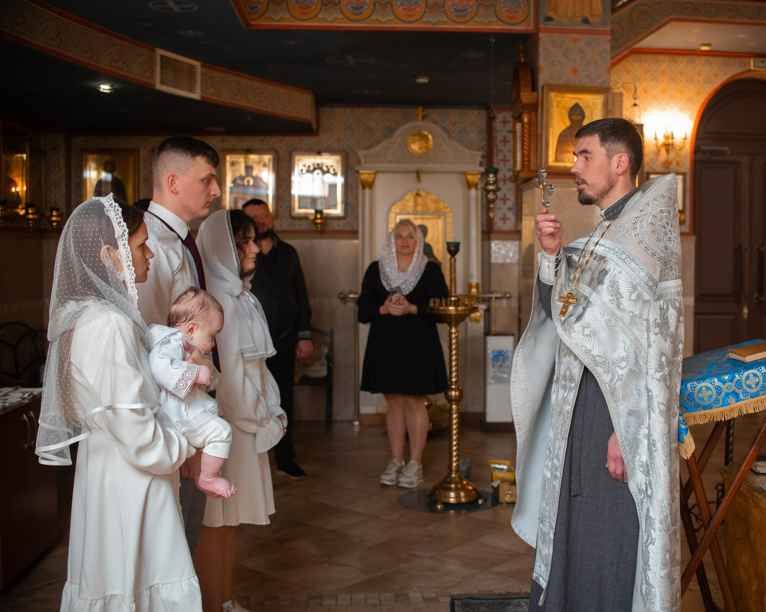 Крещение Тимофея в хр.Андрея Первозванного. Семейный фотограф на выписку из роддома и крещение Минск Настя Гришук