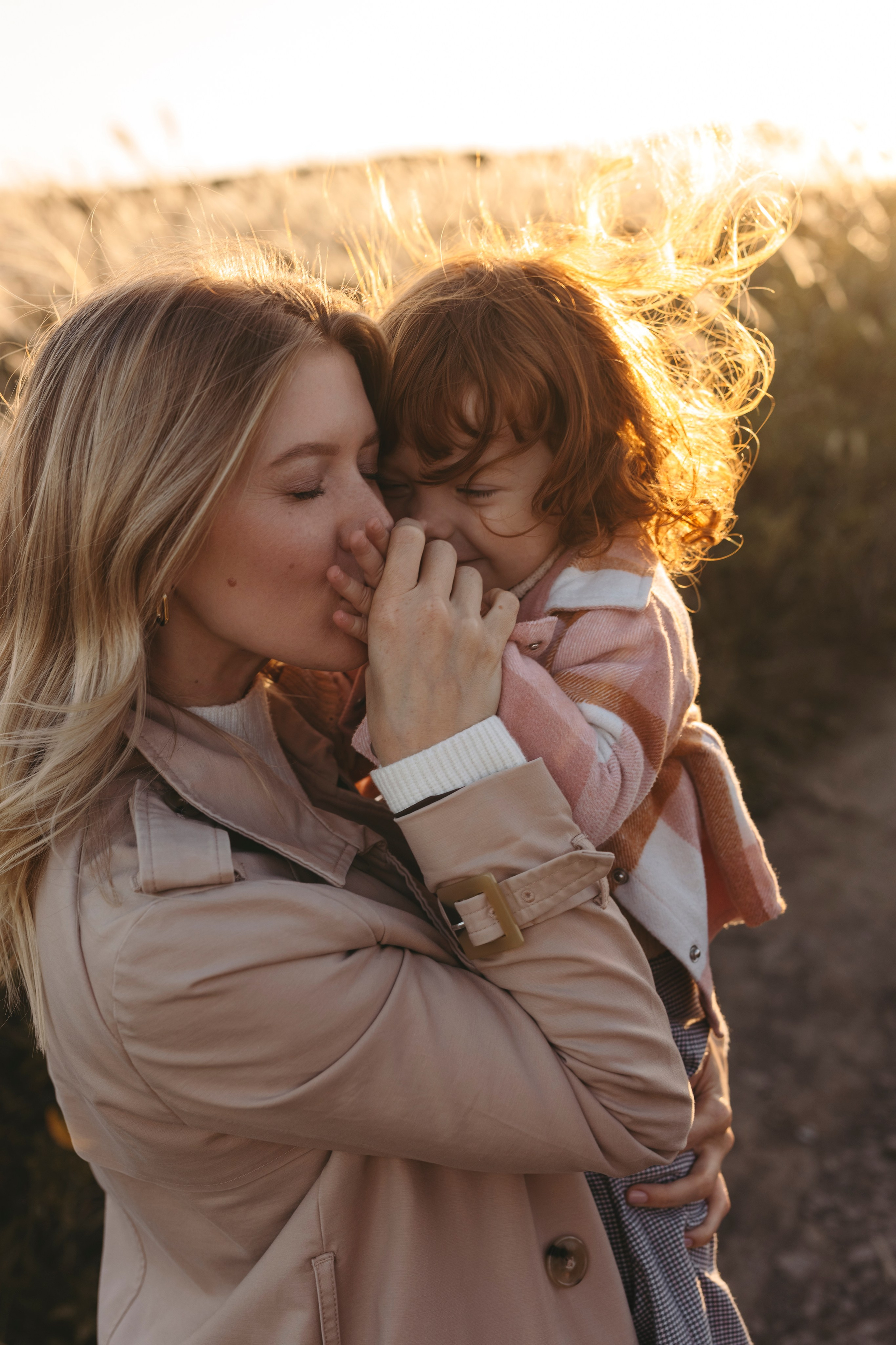 Семейная фотосессия в колосьях. Главная