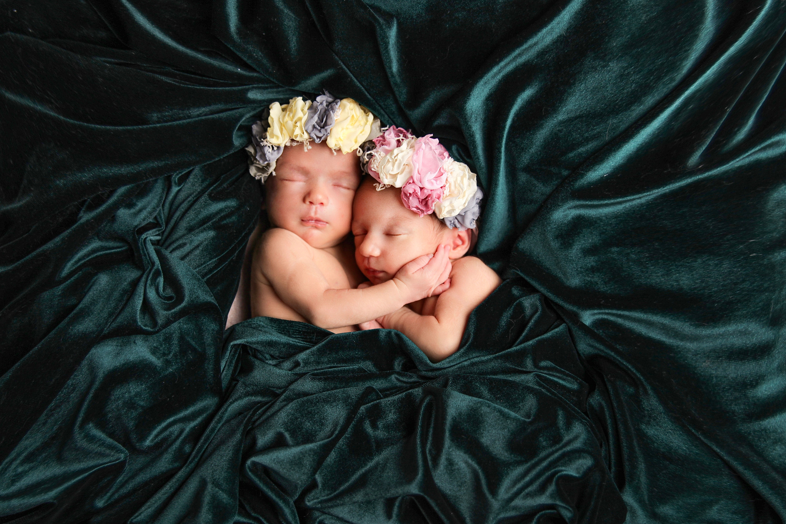 НОВОРОЖДЕННЫЕ до месяца. Мишугина Ольга Фотограф новорожденных, семейный и детский фотограф