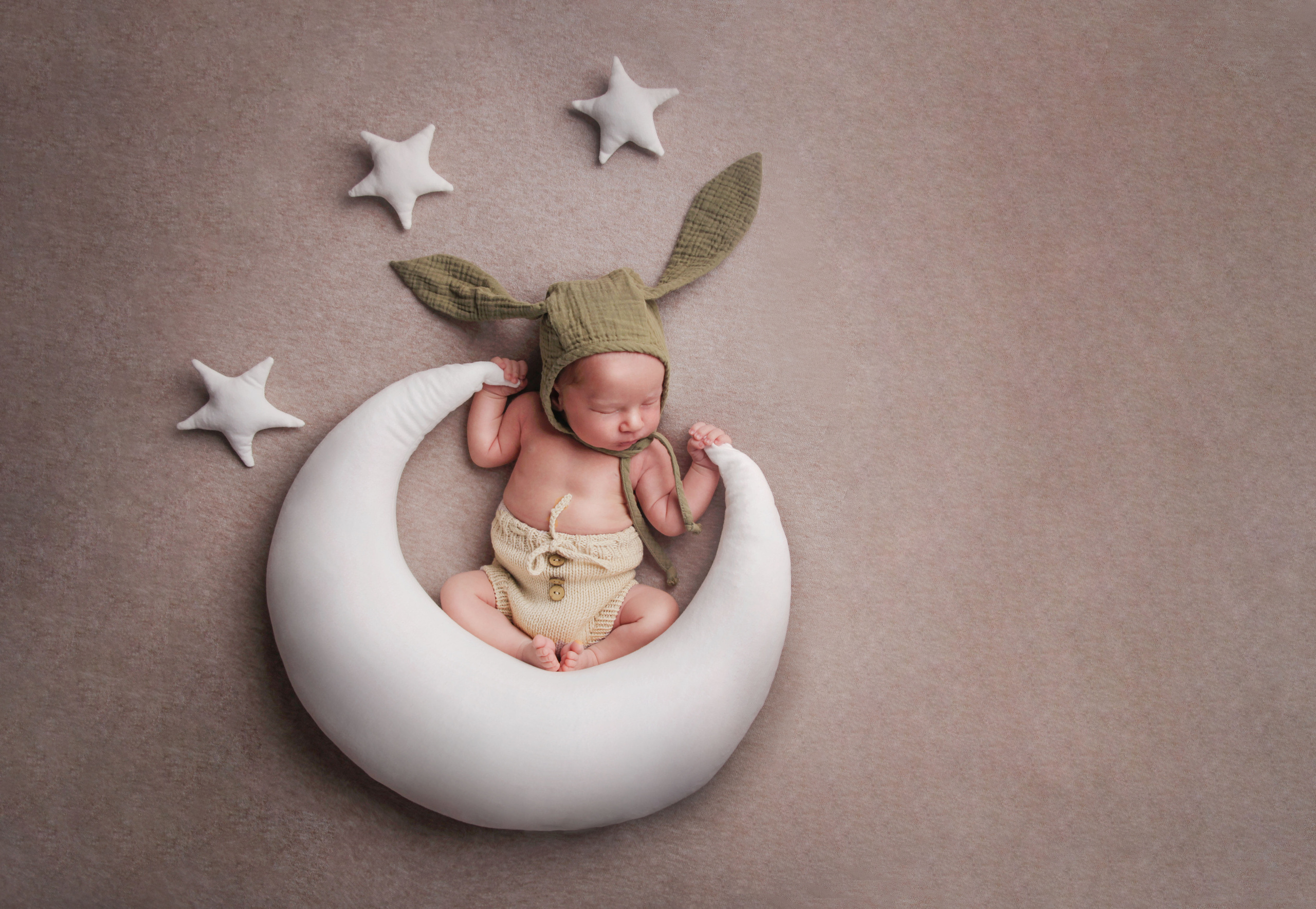 Ньюборн нью Борн newborn Краснодар фотосессия новорожденных фотосессия новорождённого Краснодар Life style лайф стайл беременность дети малыш новорожденный семья ребенок 