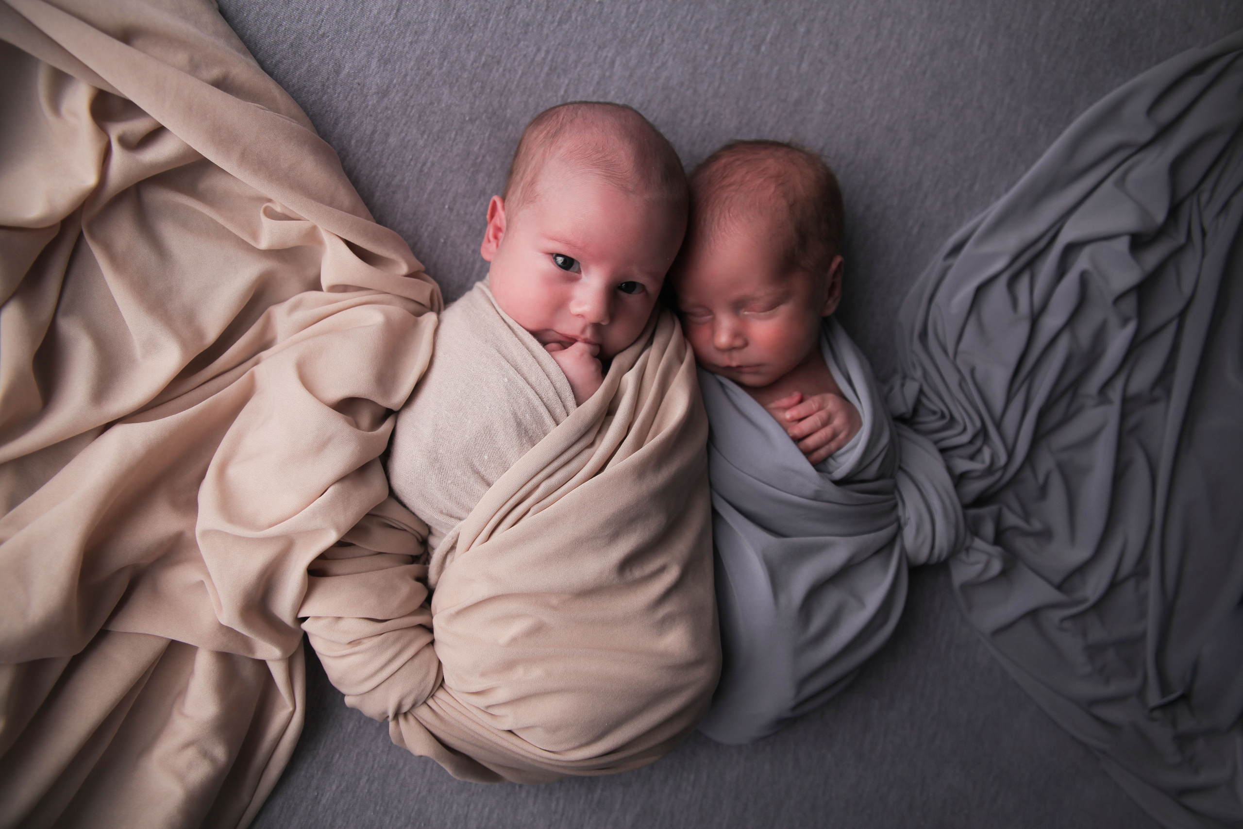 НОВОРОЖДЕННЫЕ до месяца. Мишугина Ольга Фотограф новорожденных, семейный и детский фотограф
