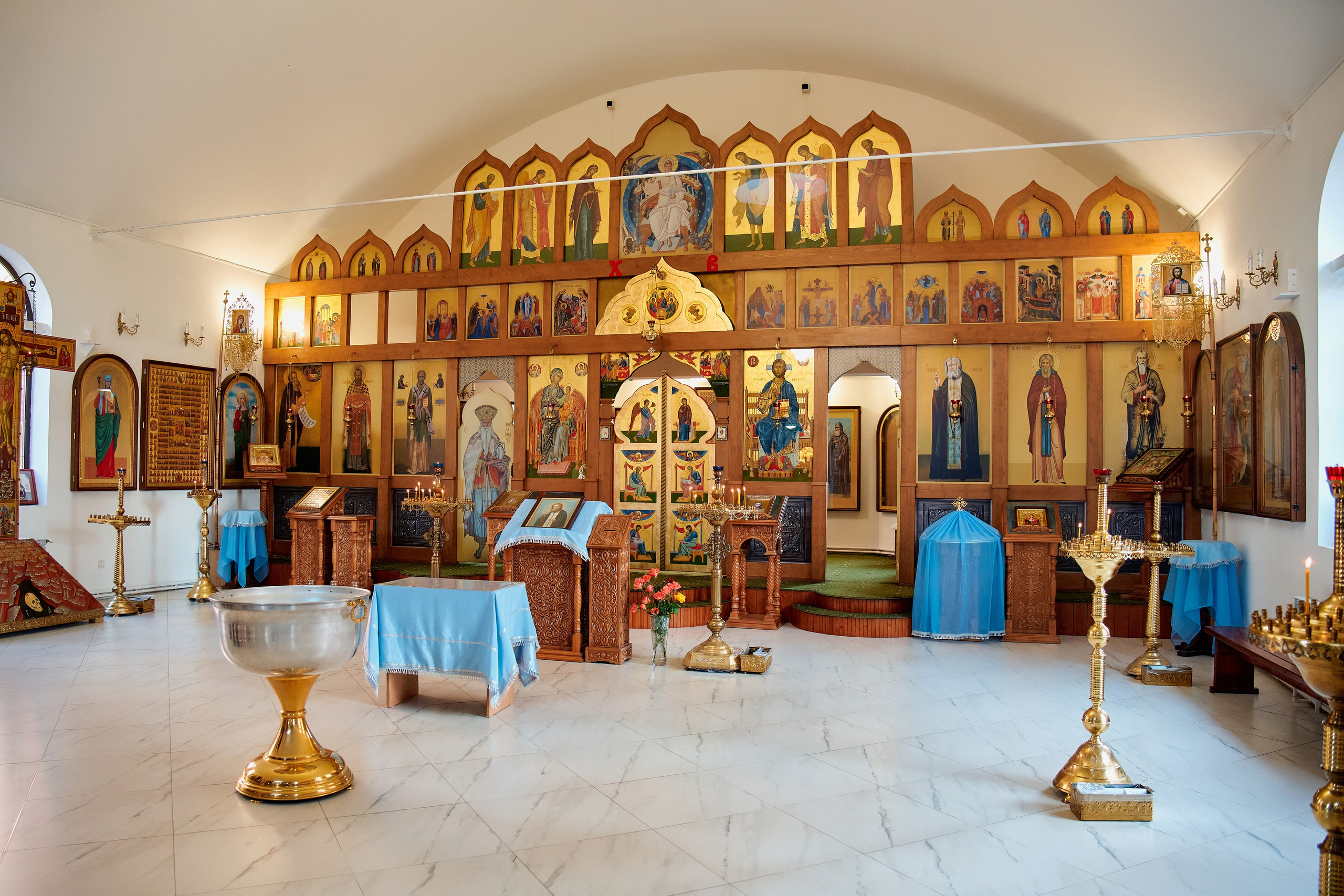 Крестины. Храм св. Серафима Саровского. Фотограф Таганрог Анна Трайжон