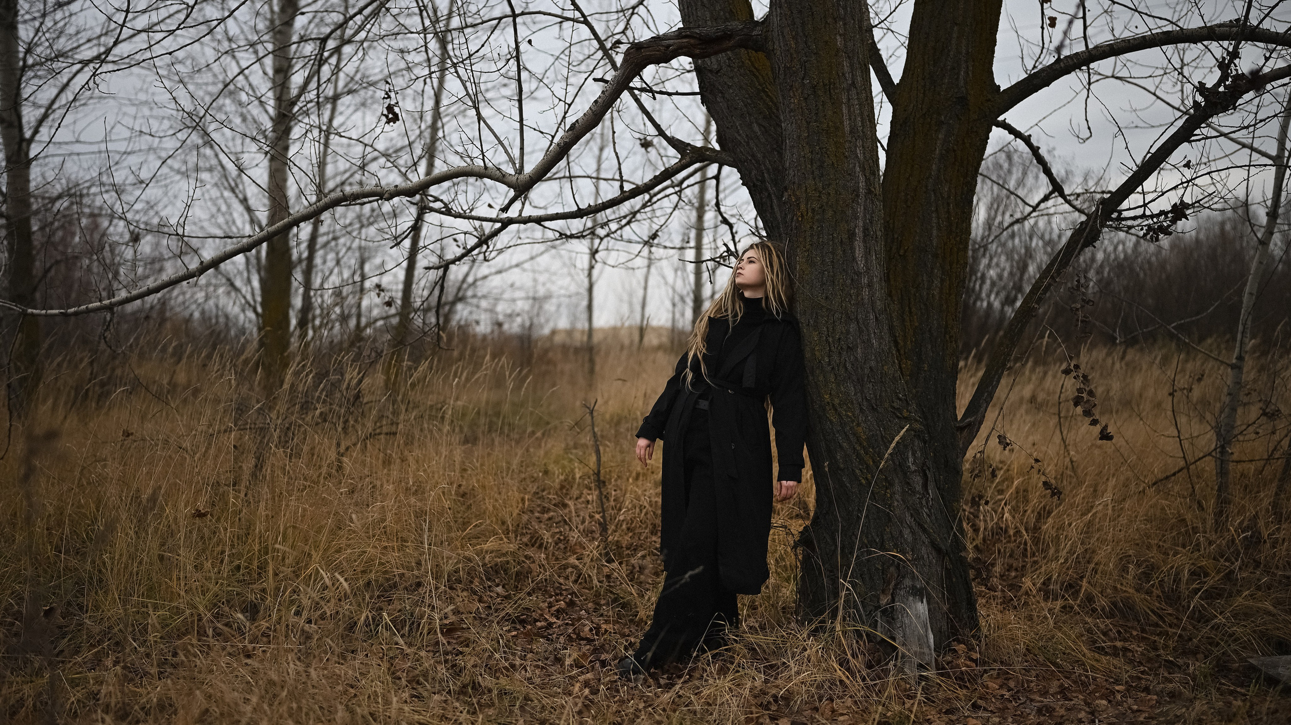 Тишина осени — атмосферная фотосессия на природе в Казани от фотографа Алексея Клейменова